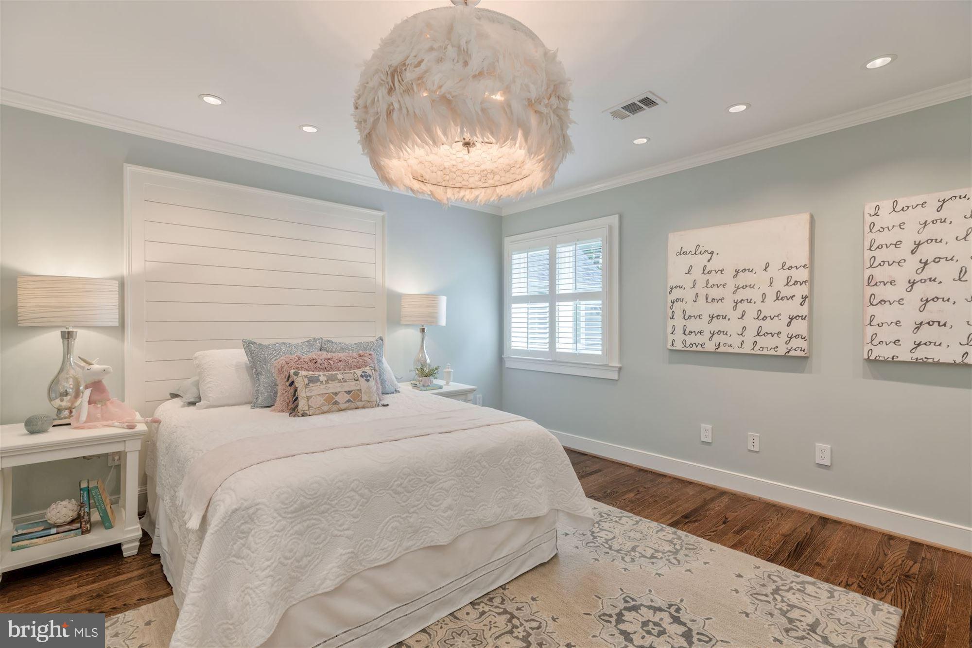 FRANKLIN PARK - Residential