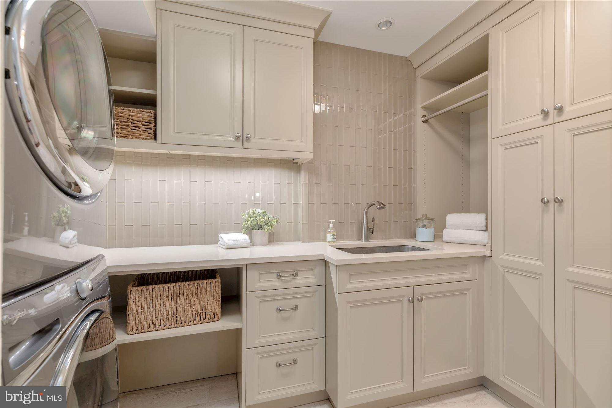 FRANKLIN PARK - Residential