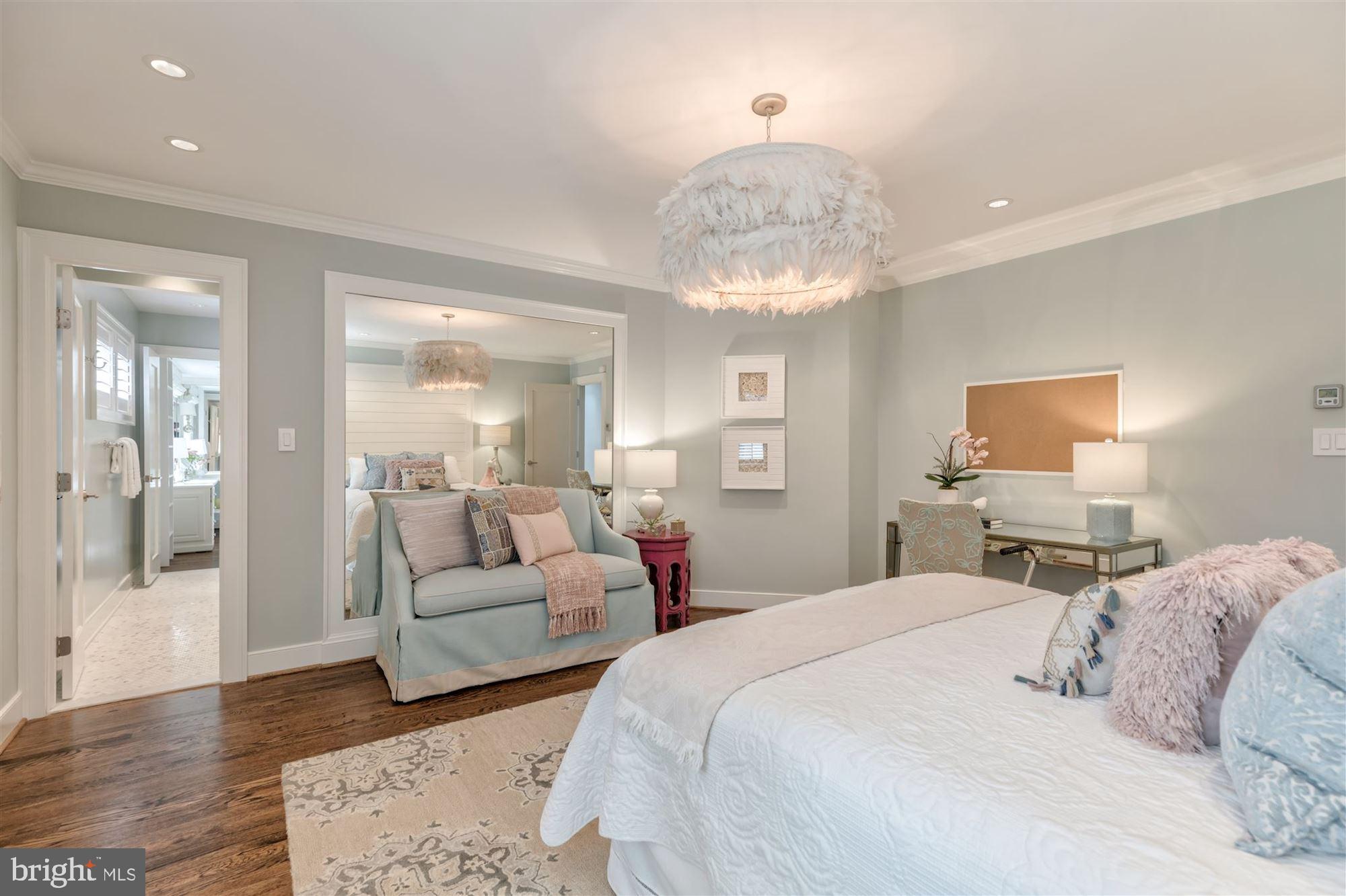 FRANKLIN PARK - Residential