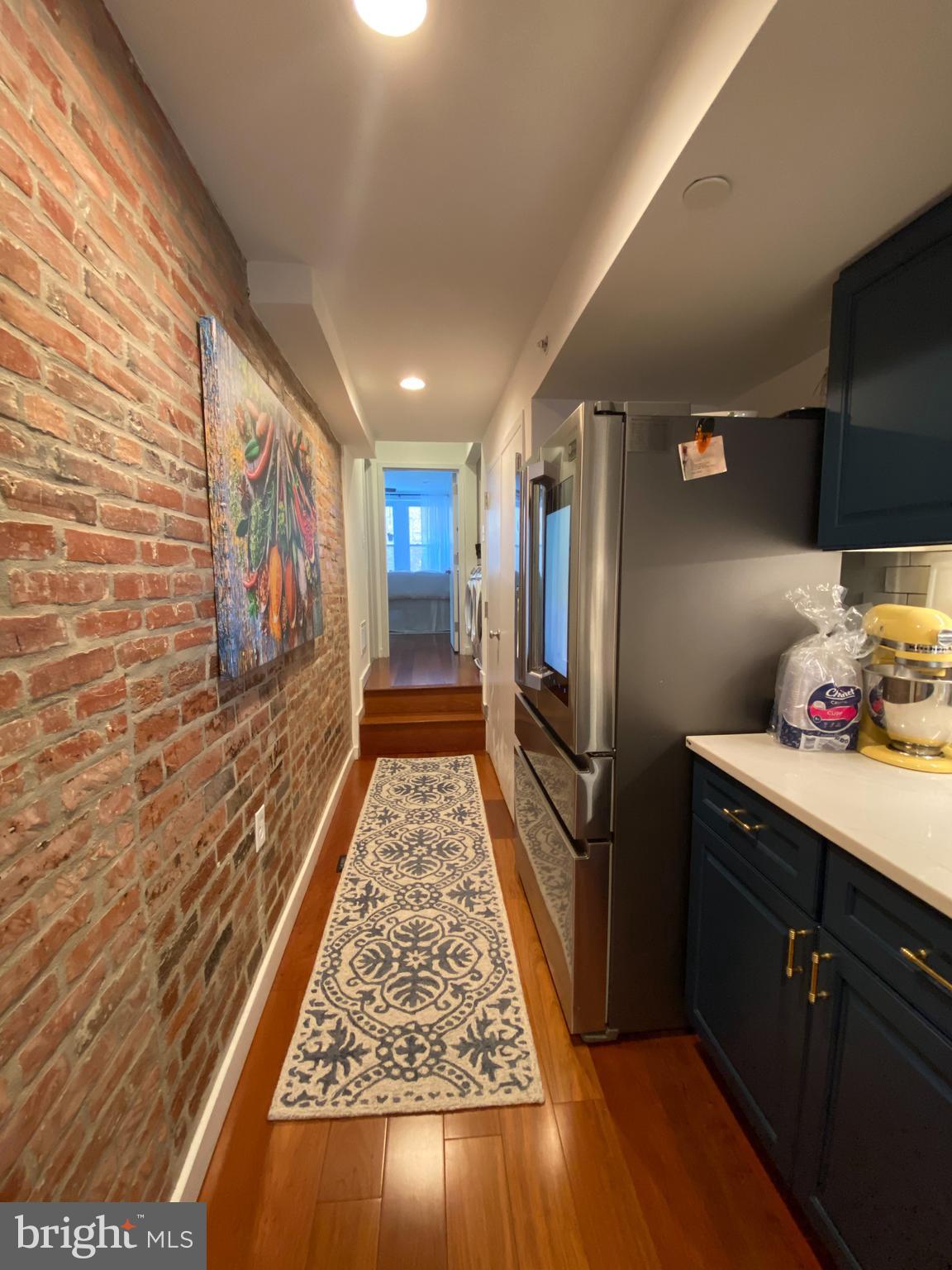 RITTENHOUSE SQUARE - Residential Income