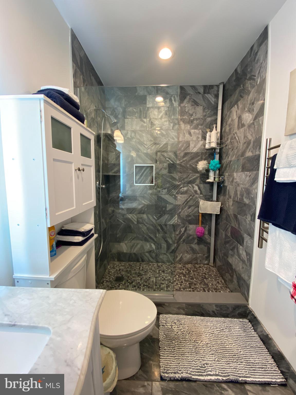 RITTENHOUSE SQUARE - Residential Income