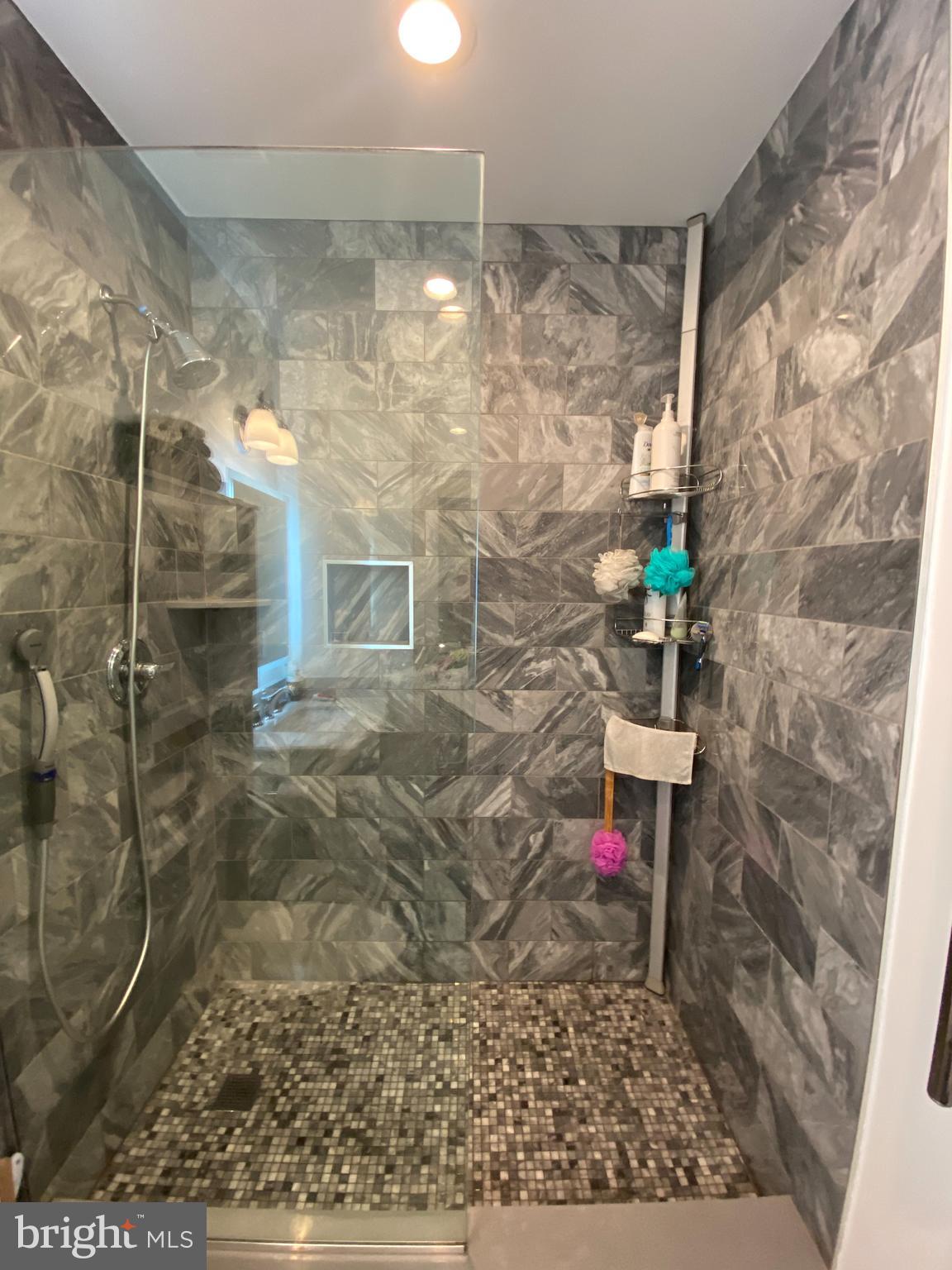 RITTENHOUSE SQUARE - Residential Income