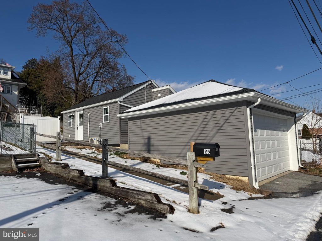 Photo of 25 W 33rd Street #REAR, READING, PA 19606 (MLS # PABK2067498)