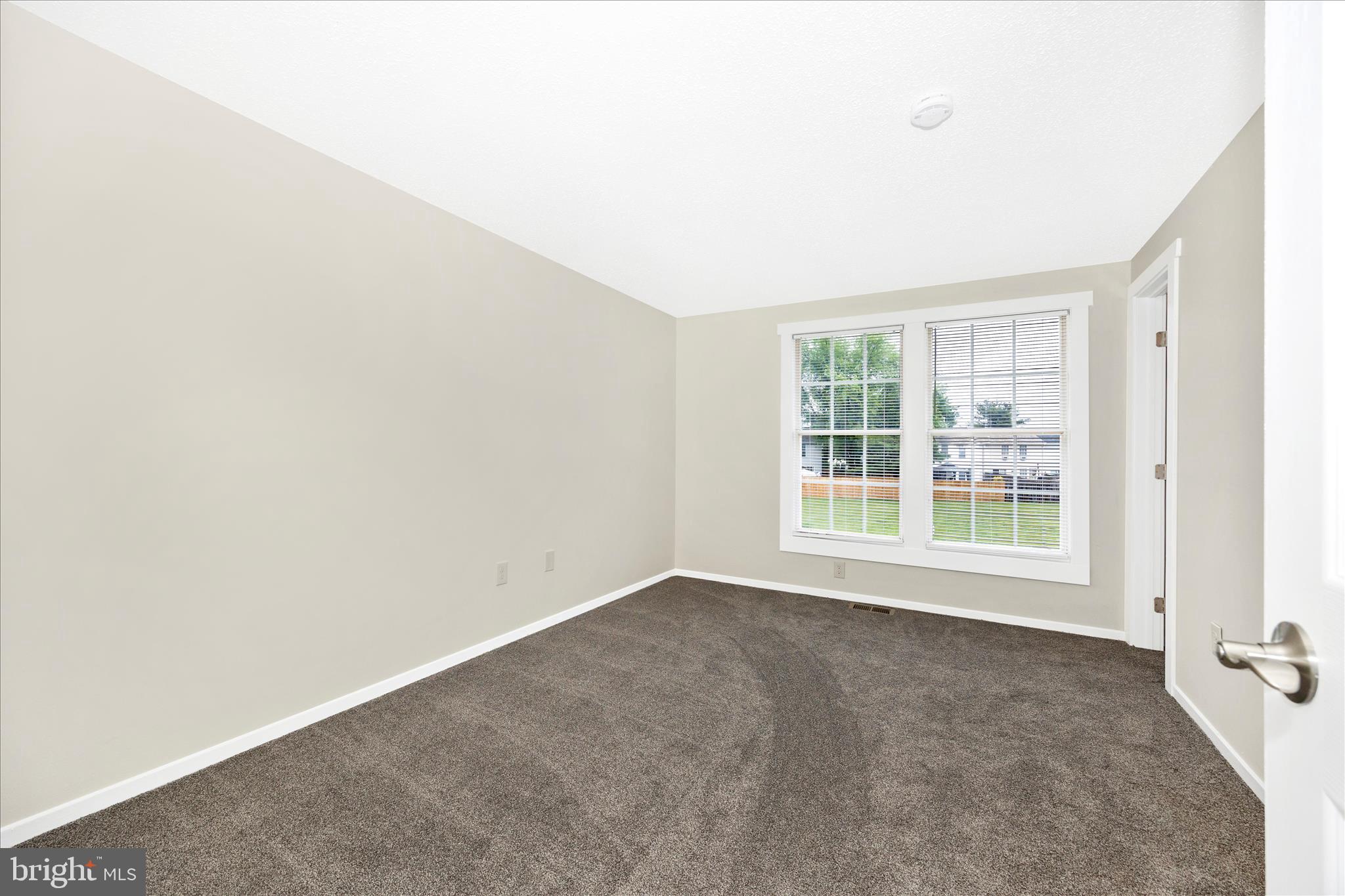 LANGLEY EAST - Residential