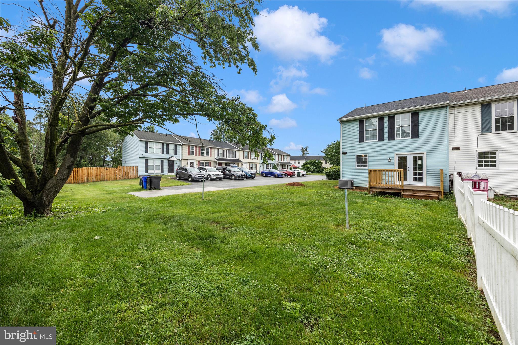 LANGLEY EAST - Residential