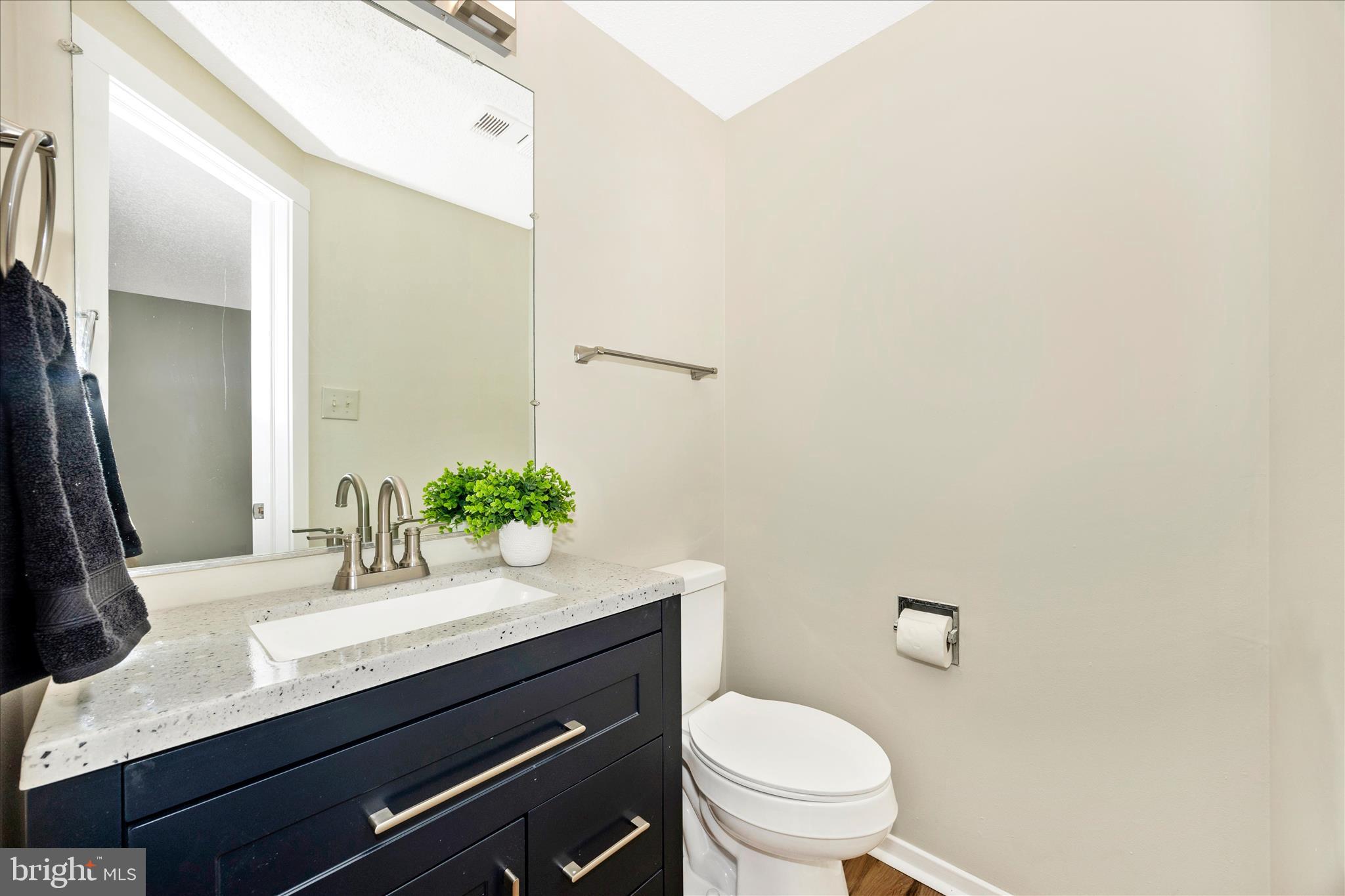 LANGLEY EAST - Residential