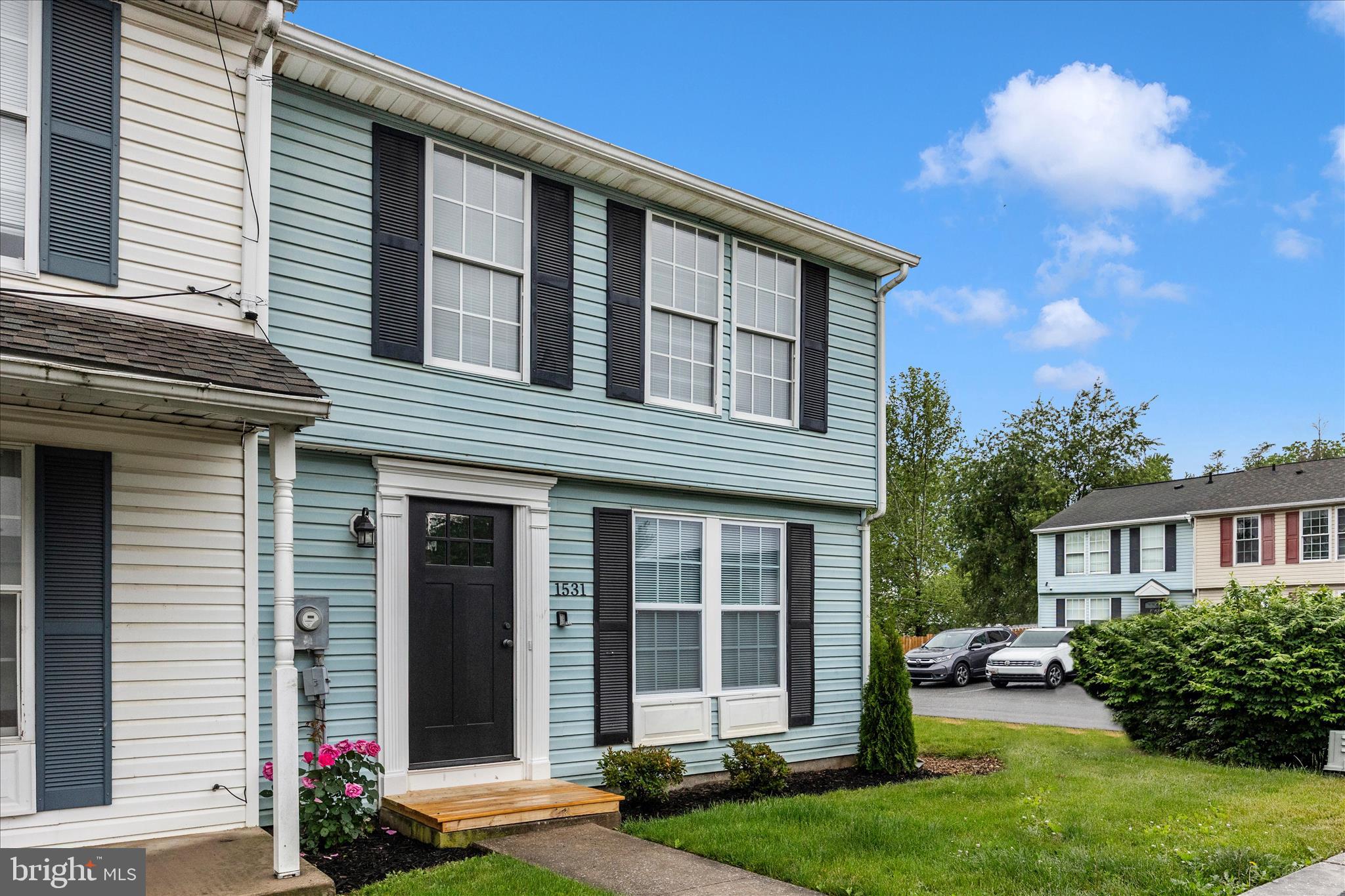 LANGLEY EAST - Residential