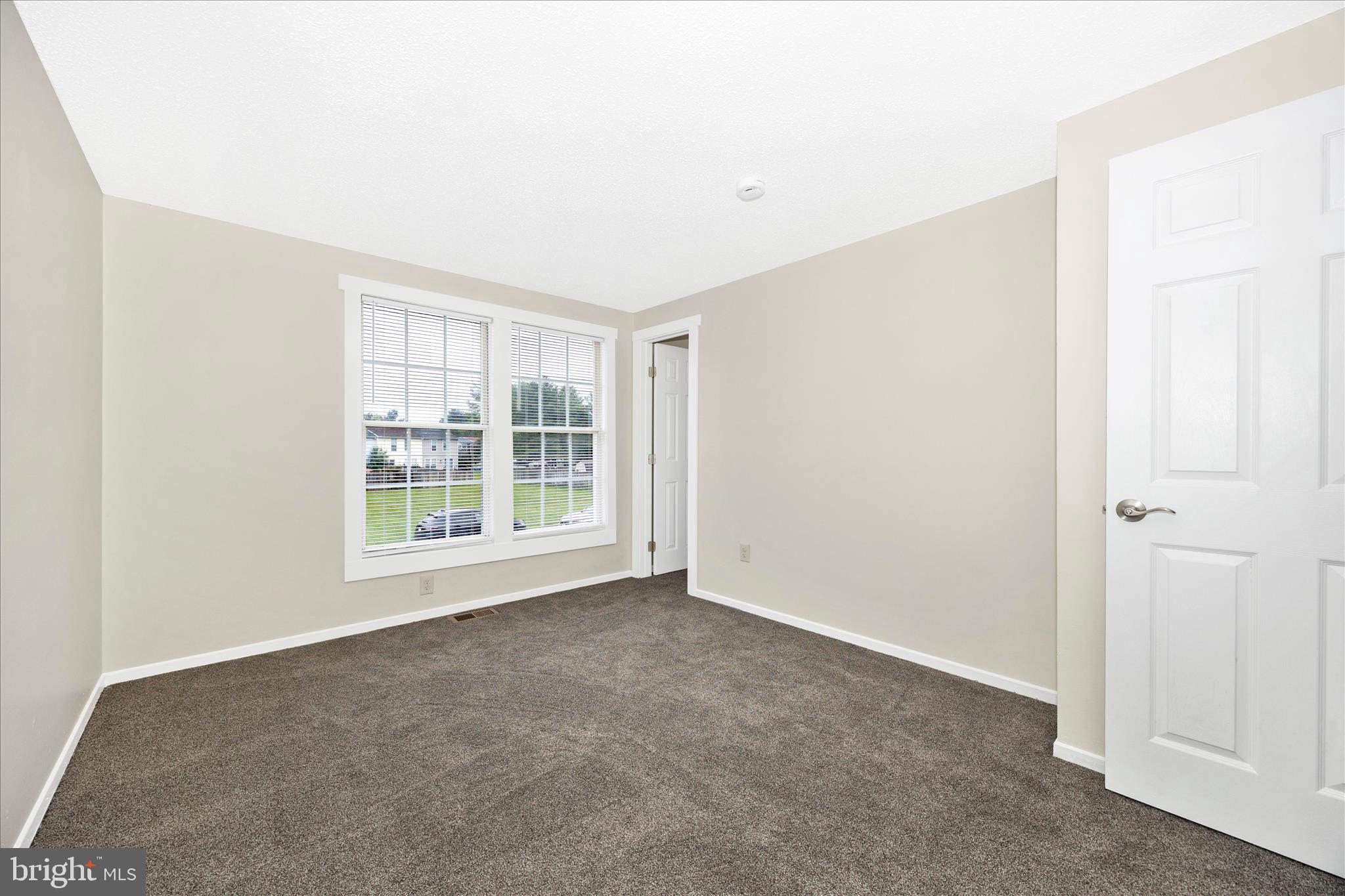 LANGLEY EAST - Residential