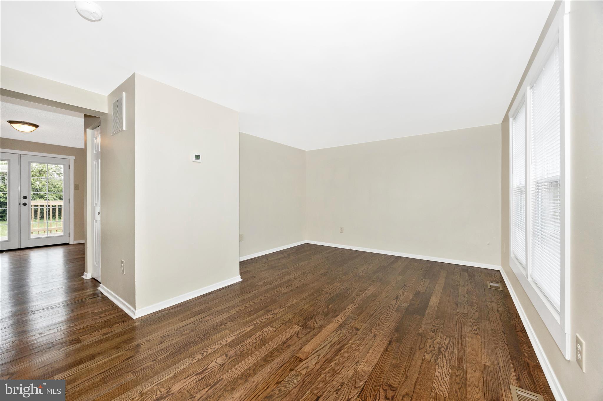 LANGLEY EAST - Residential