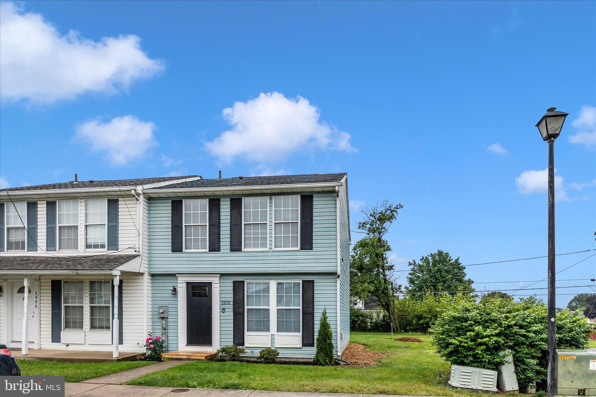 LANGLEY EAST - Residential