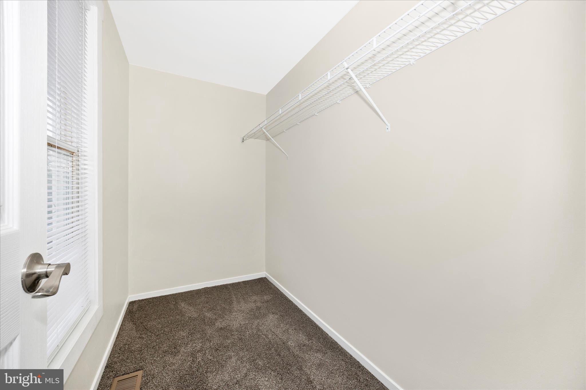 LANGLEY EAST - Residential