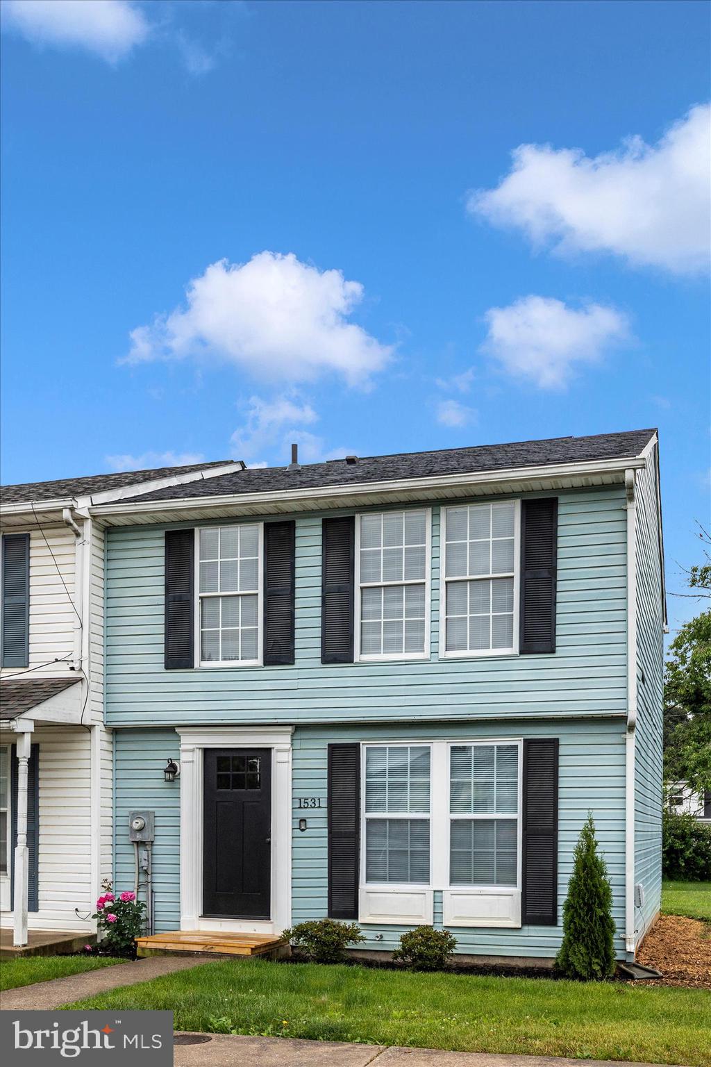 LANGLEY EAST - Residential