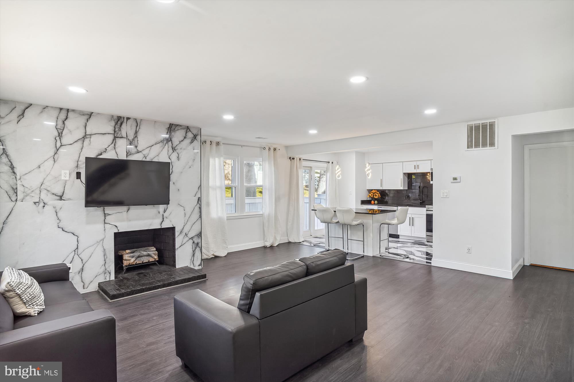 GREENFIELDS - Residential