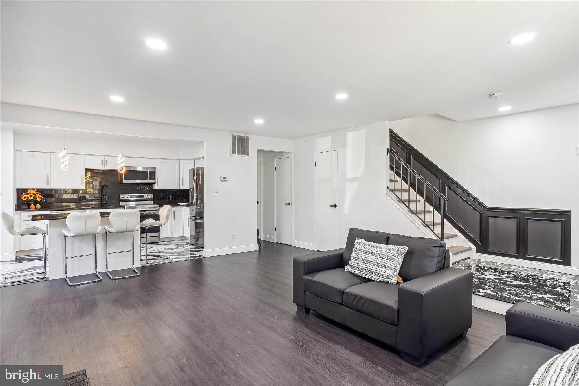 GREENFIELDS - Residential