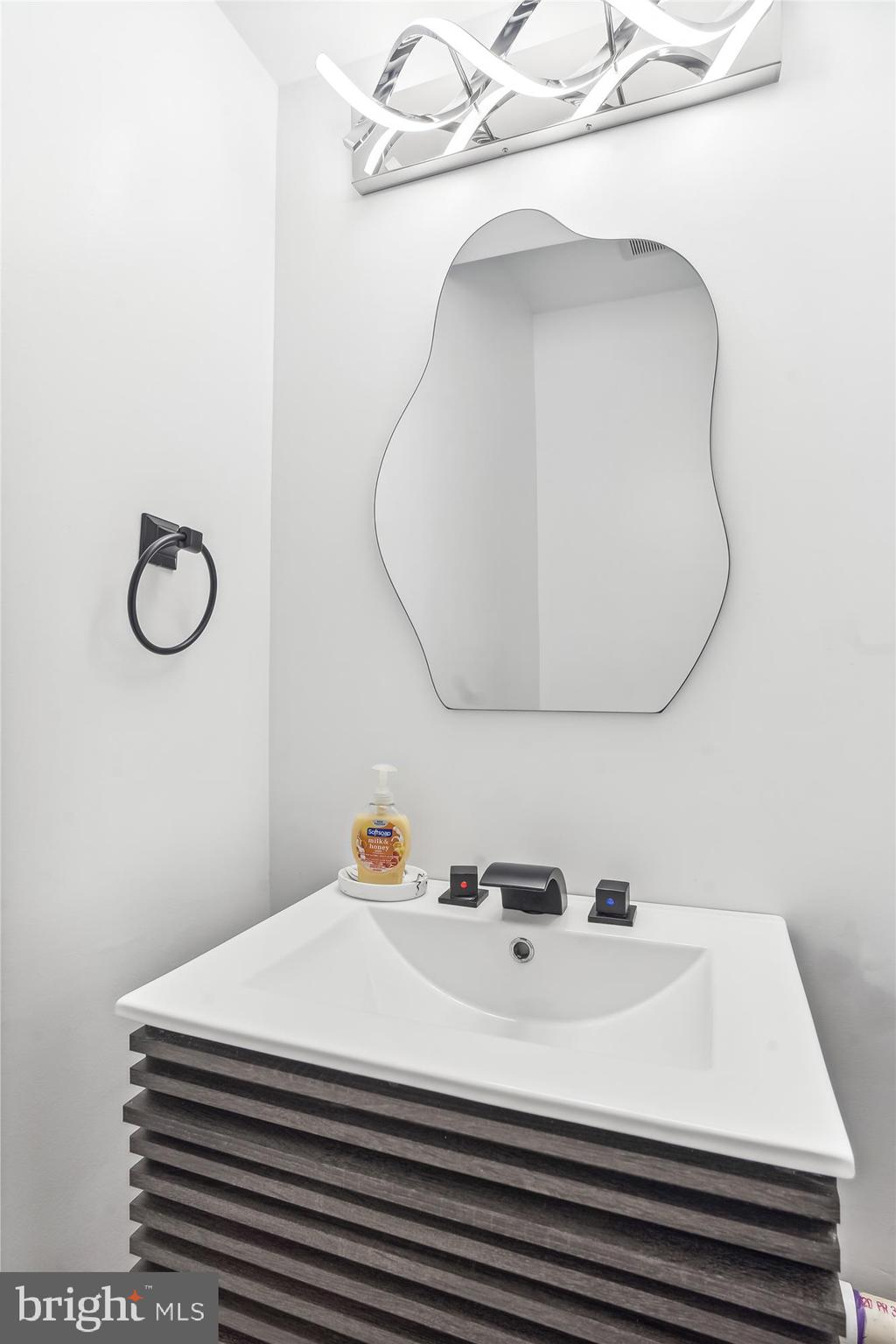 GREENFIELDS - Residential