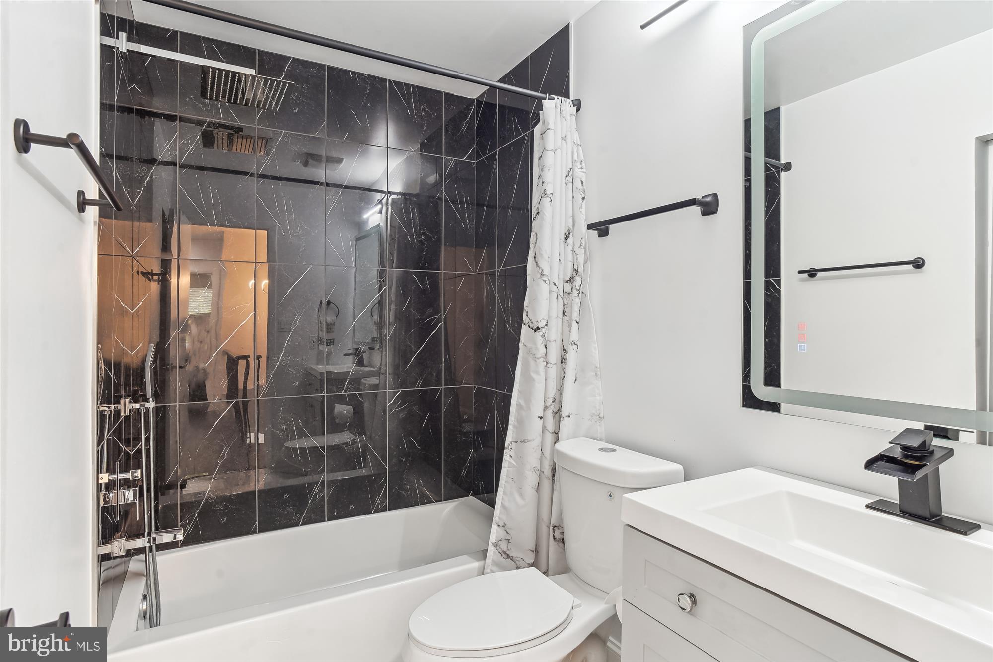 GREENFIELDS - Residential