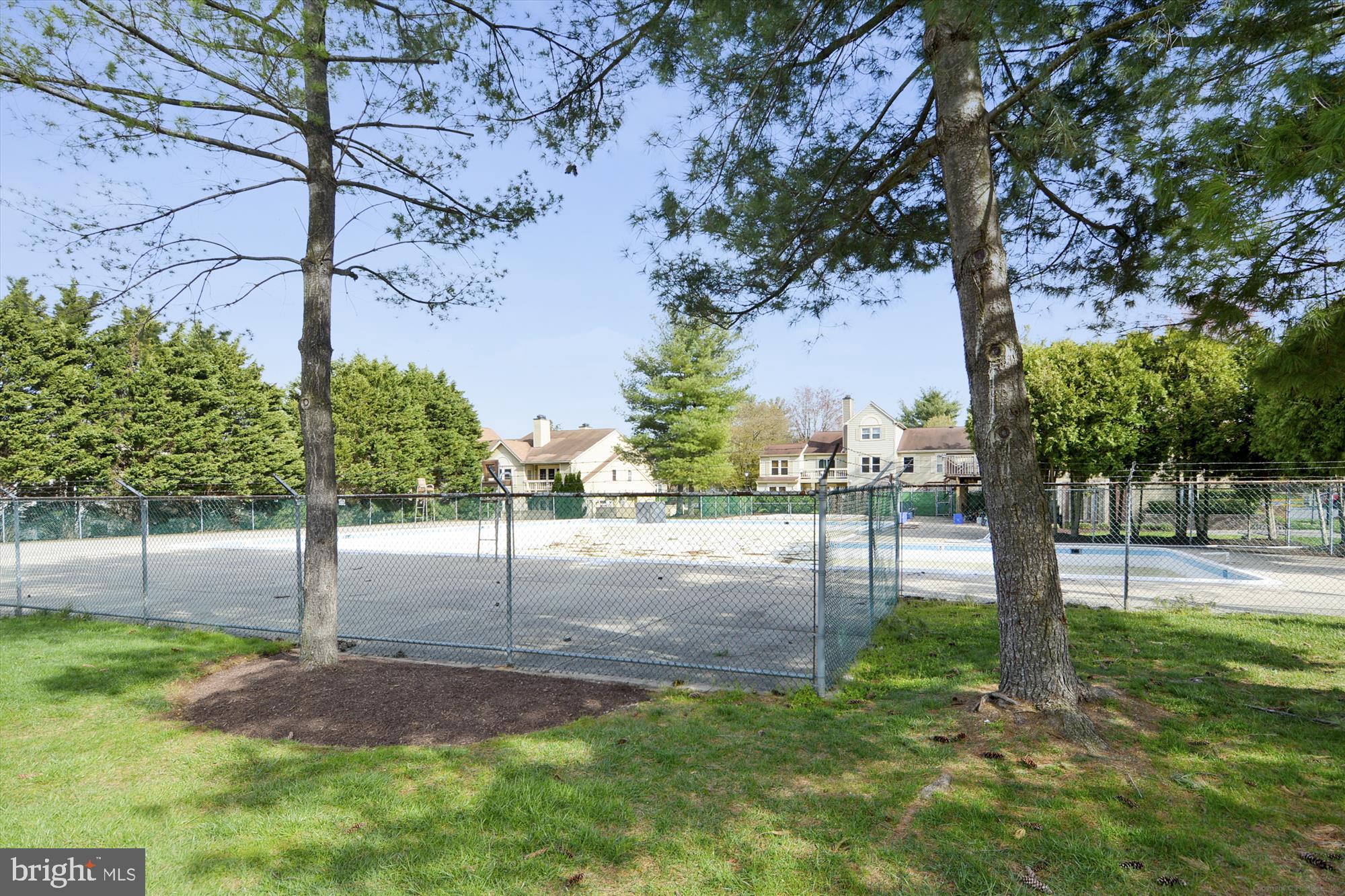 GREENFIELDS - Residential