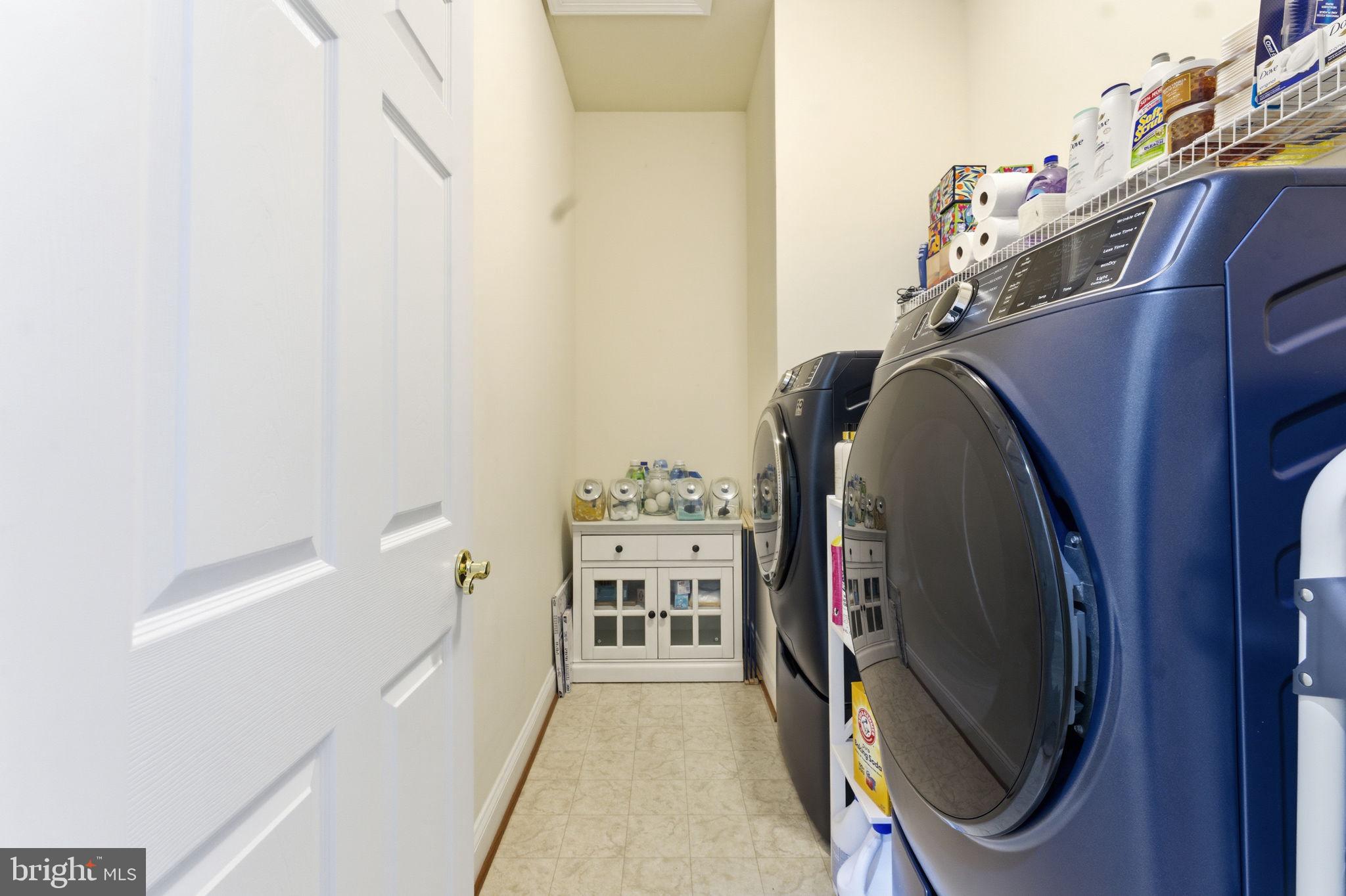 ROLLING OAKS - Residential