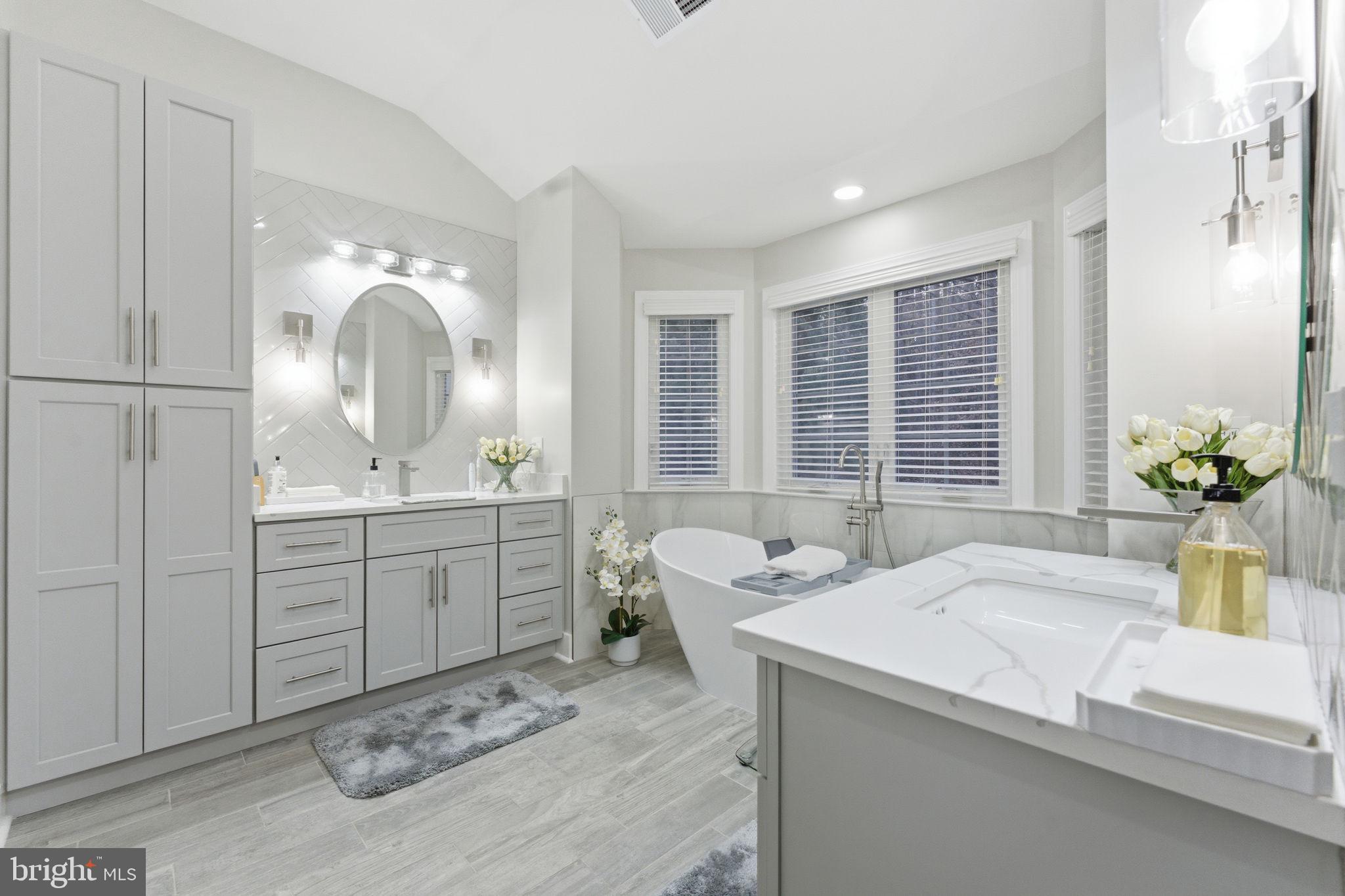 ROLLING OAKS - Residential