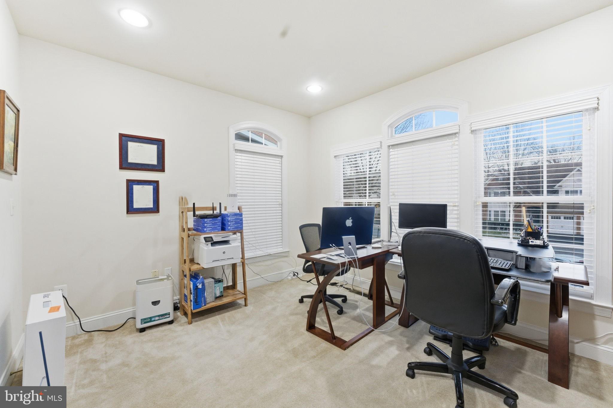 ROLLING OAKS - Residential