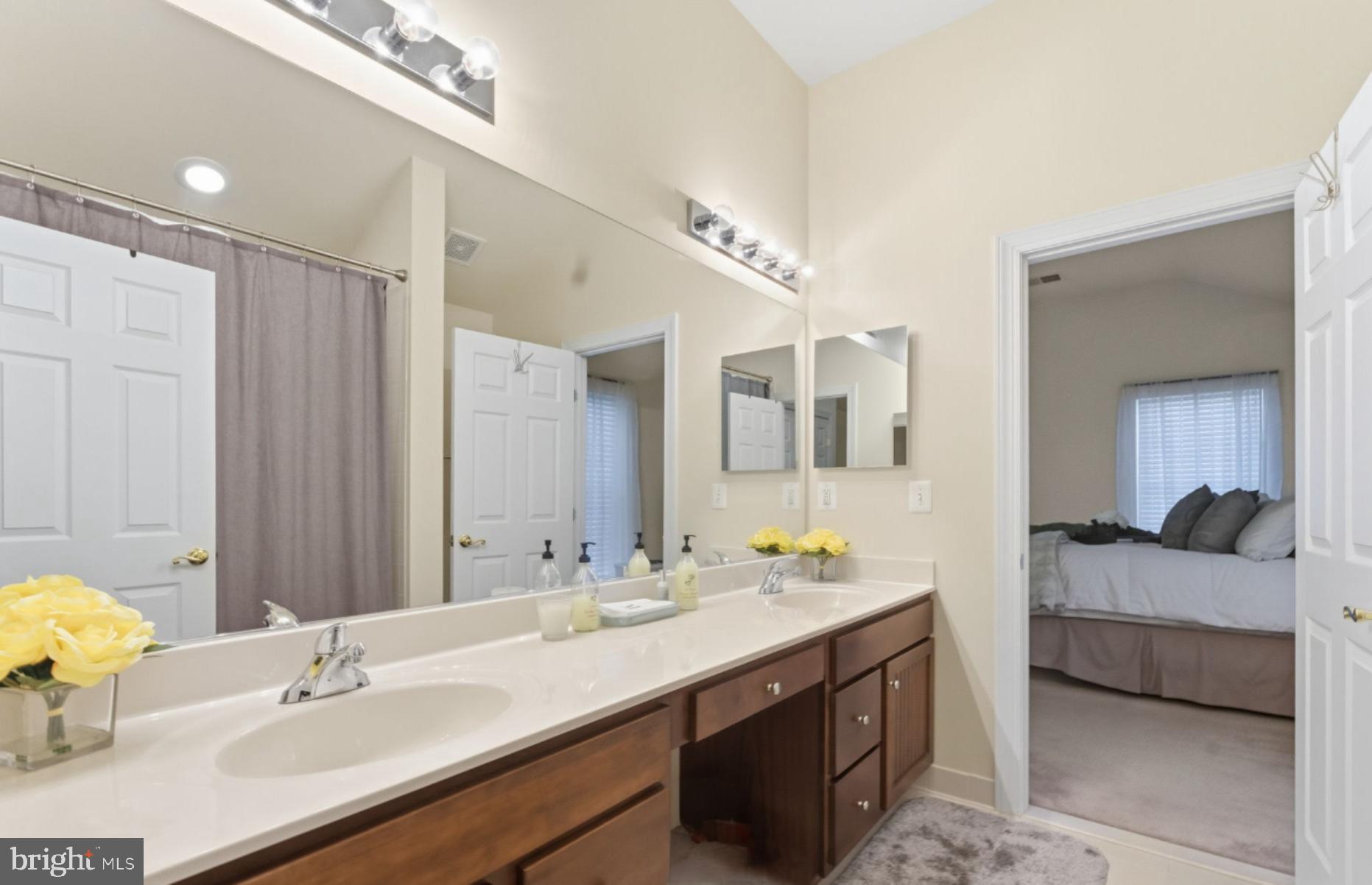 ROLLING OAKS - Residential