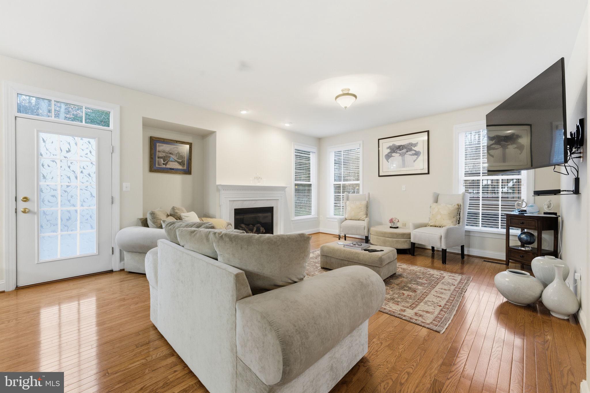 ROLLING OAKS - Residential