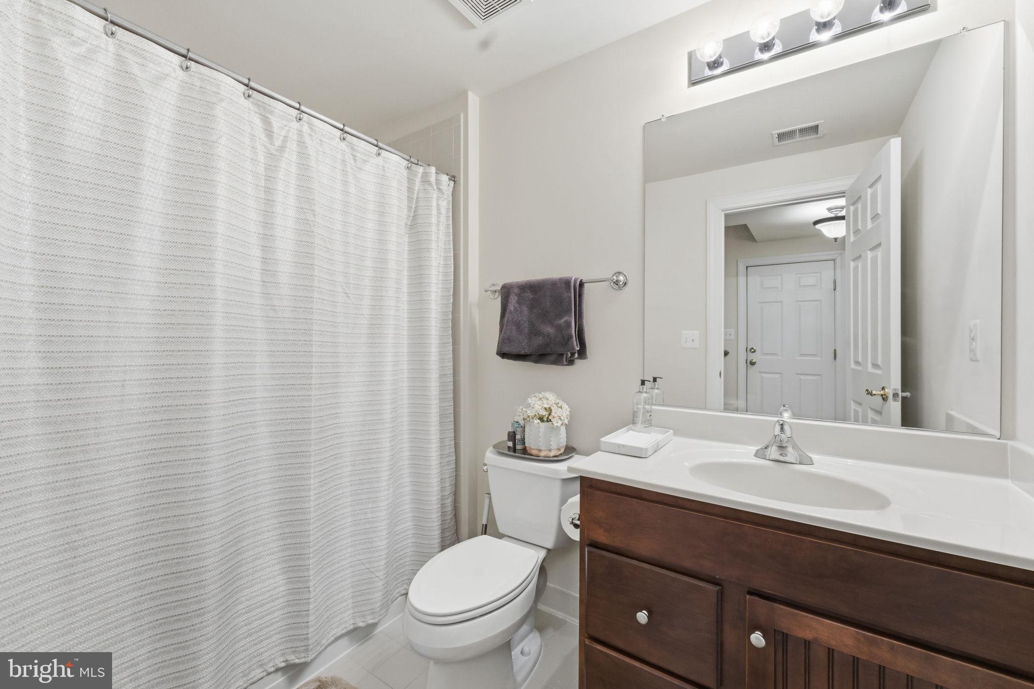 ROLLING OAKS - Residential