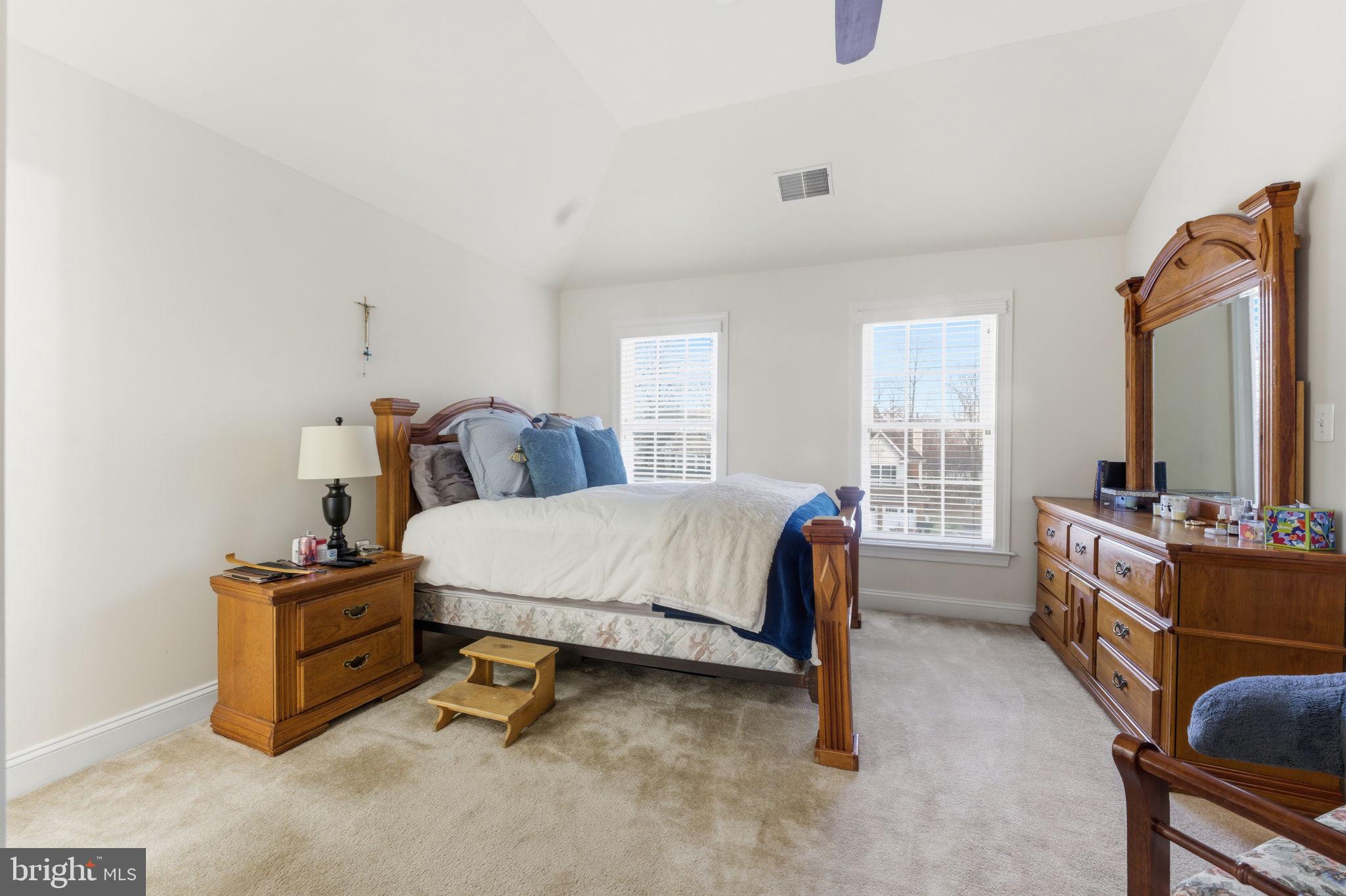 ROLLING OAKS - Residential