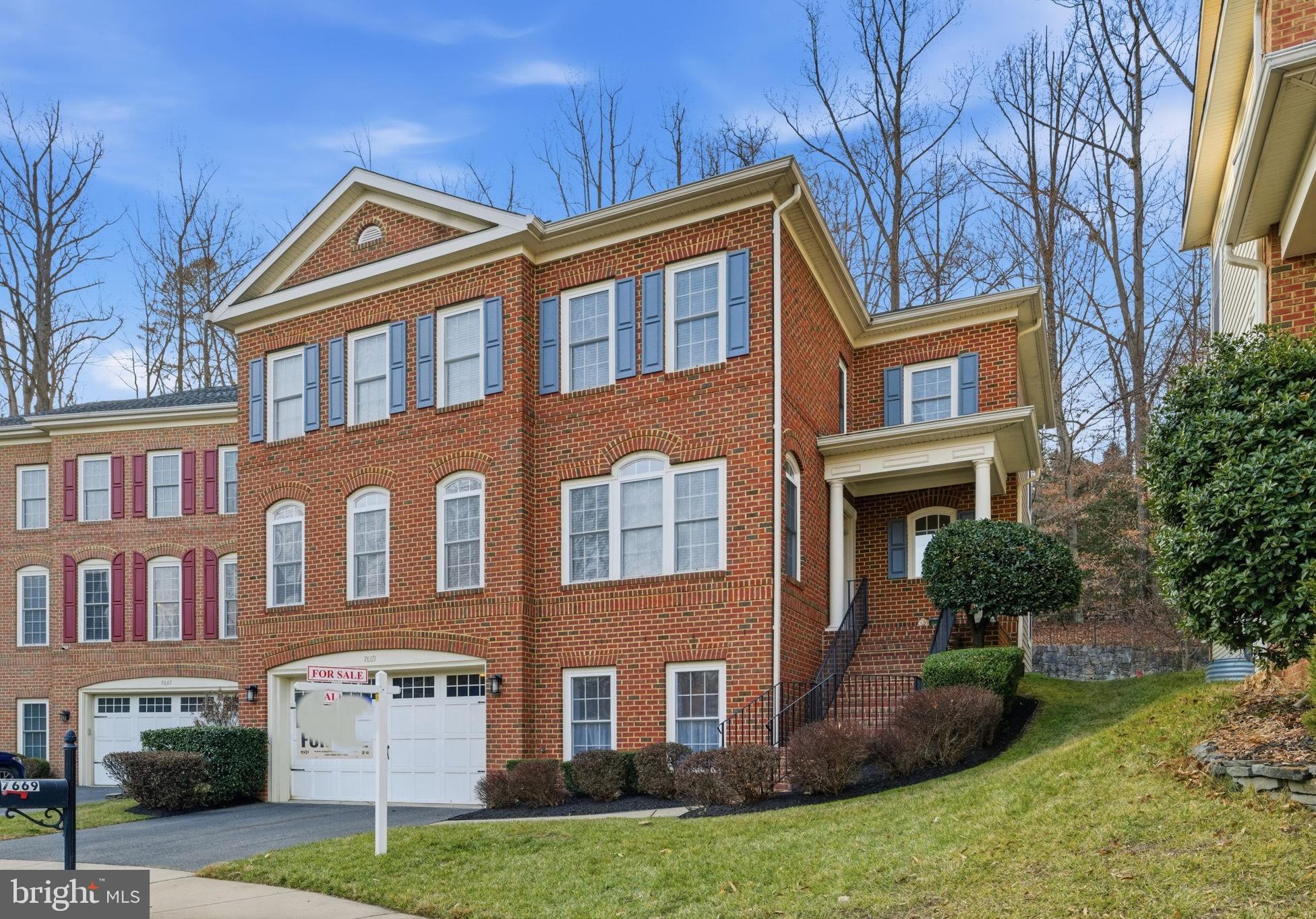 ROLLING OAKS - Residential