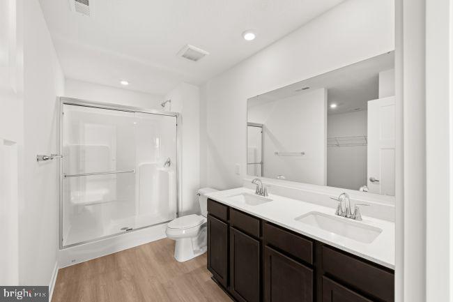 SOUTH BROOK - Residential