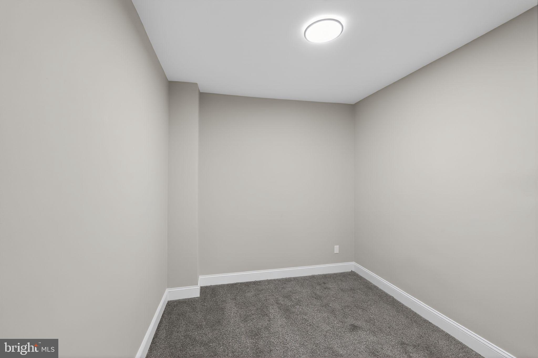 WEST OAK LANE - Residential