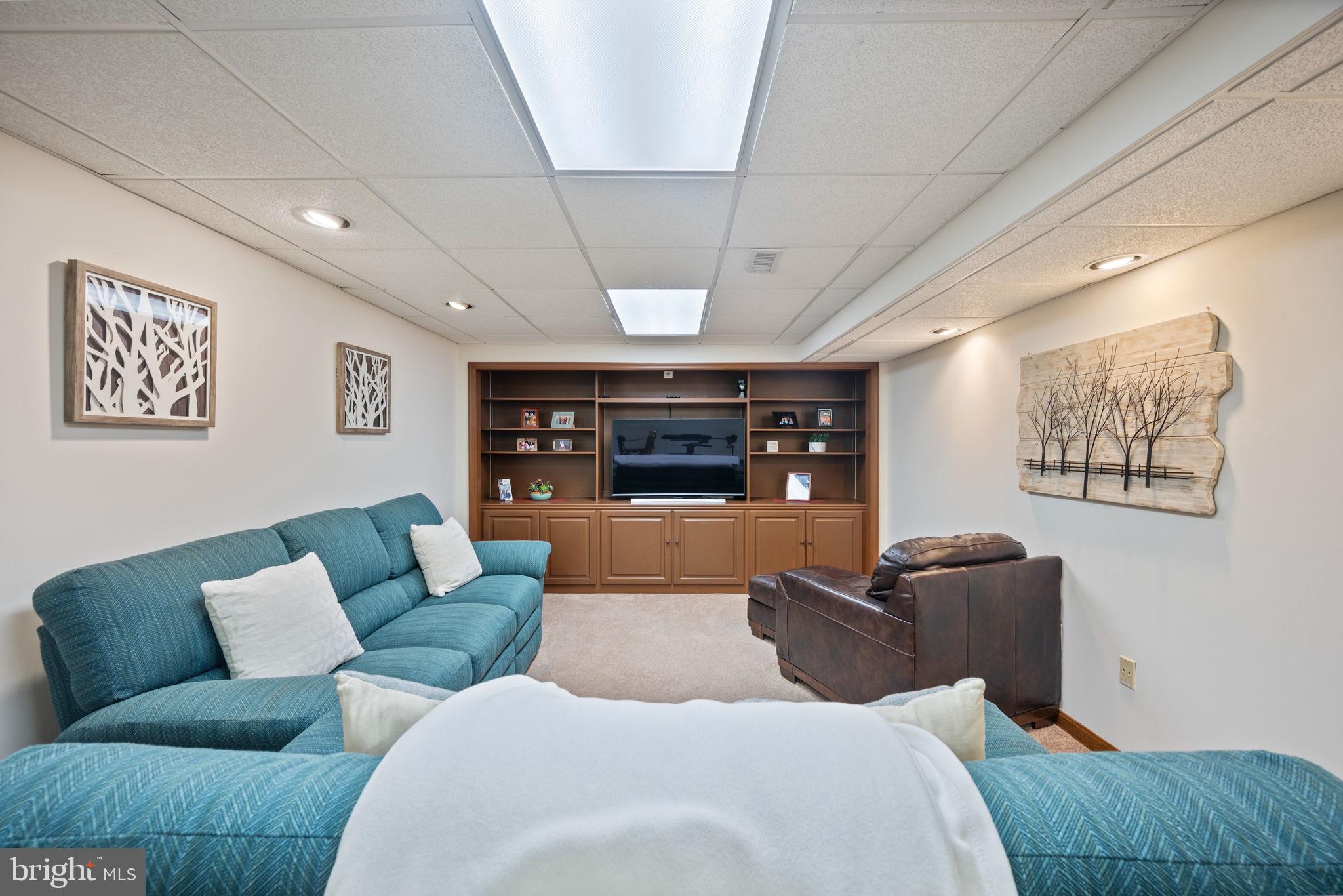 MIDDLETOWN RIDGE - Residential