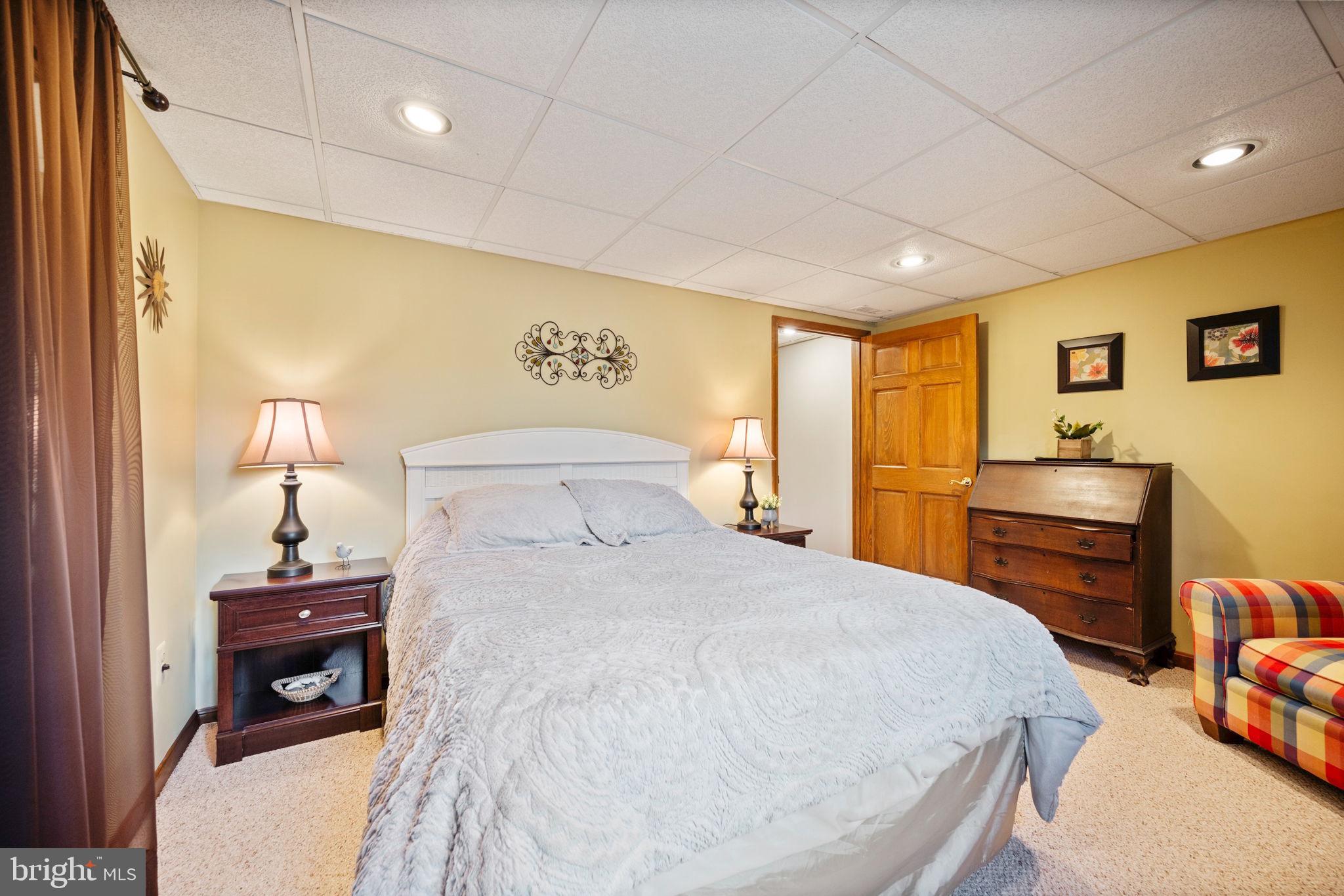 MIDDLETOWN RIDGE - Residential