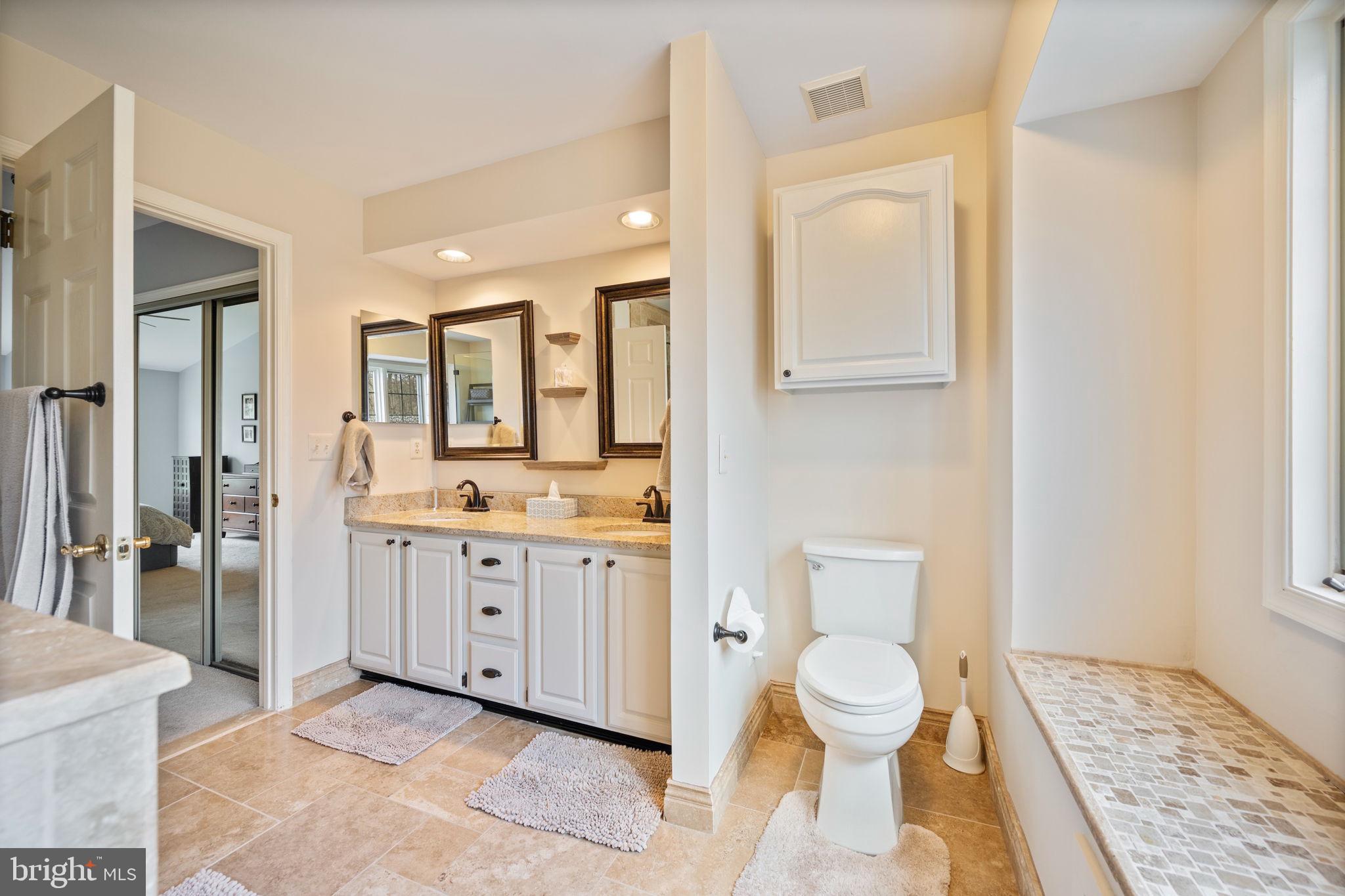 MIDDLETOWN RIDGE - Residential