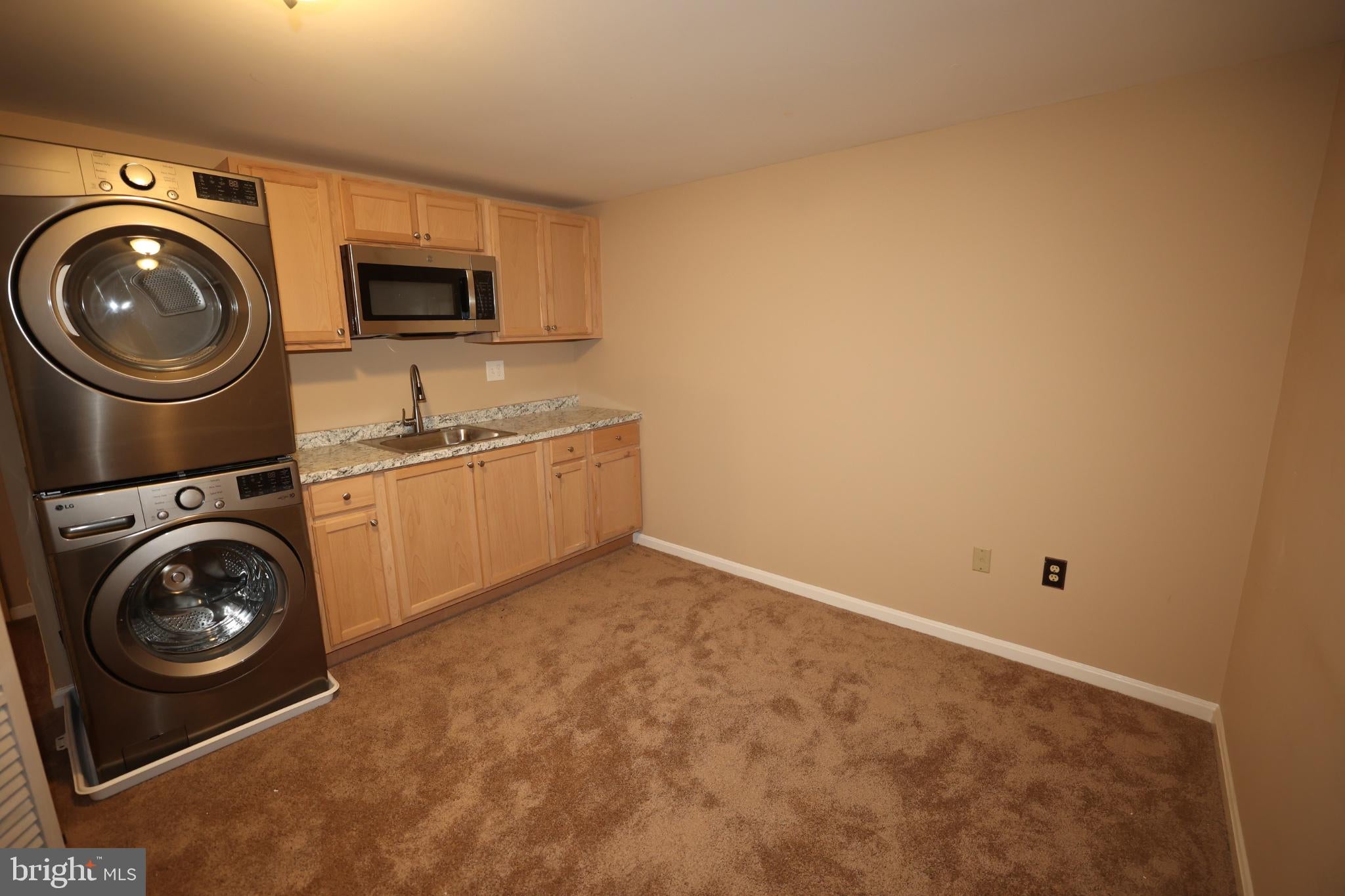 3094 FENEGAN COURT