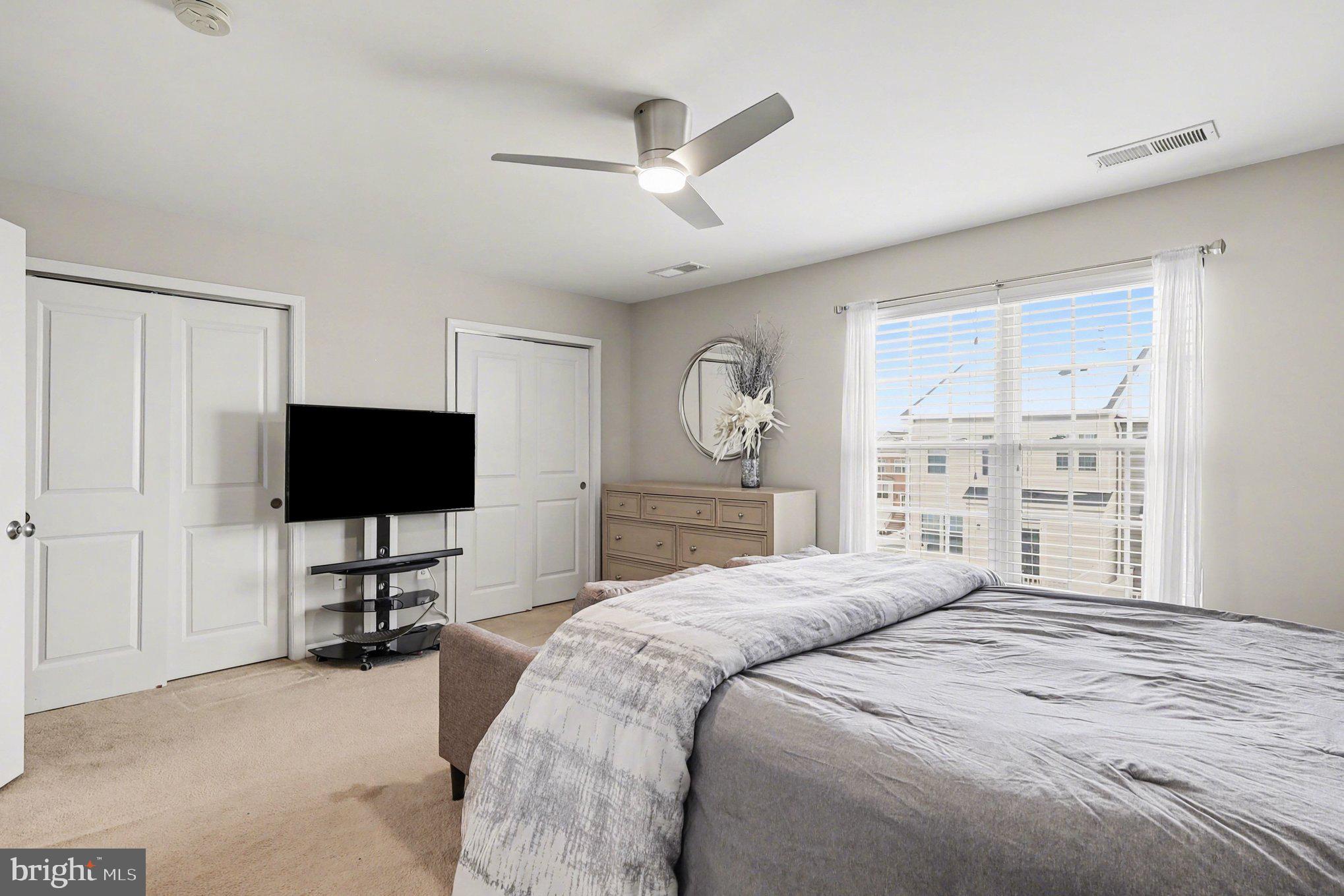 STRATSHIRE CROSSING - Residential