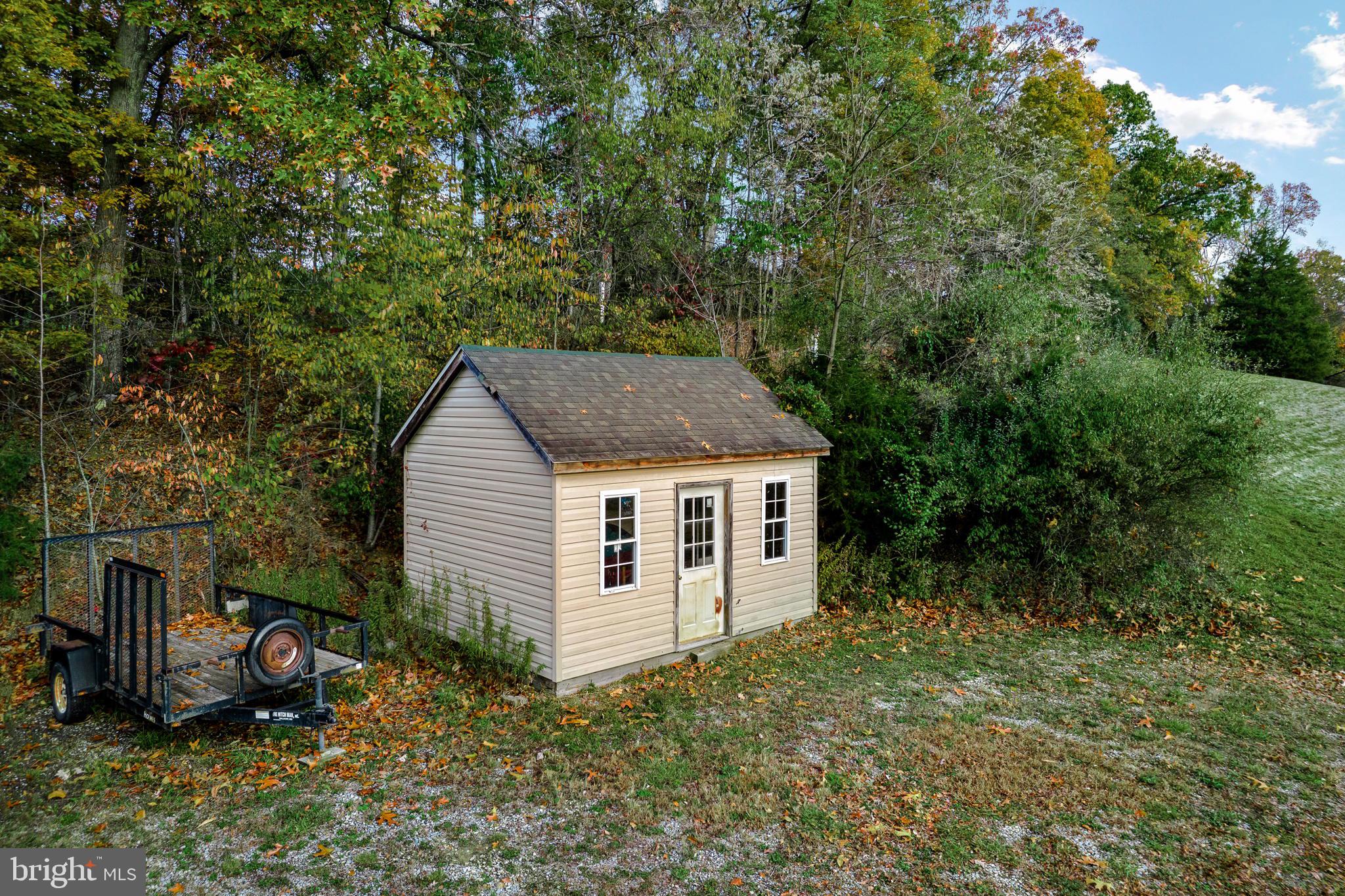 FAIRVIEW ESTATES - Residential