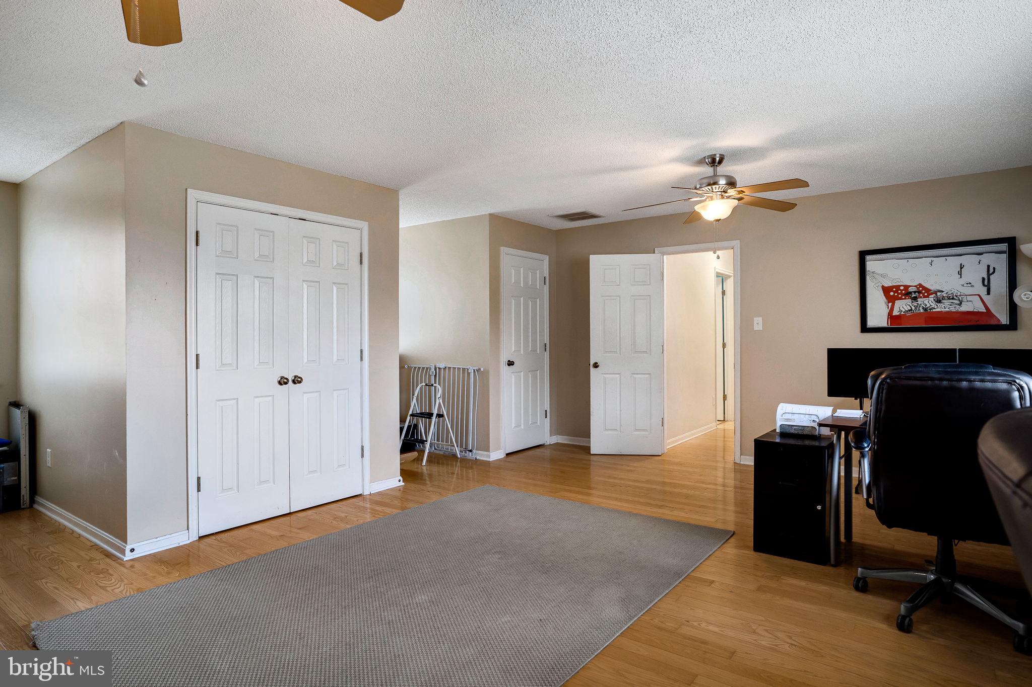 FAIRVIEW ESTATES - Residential