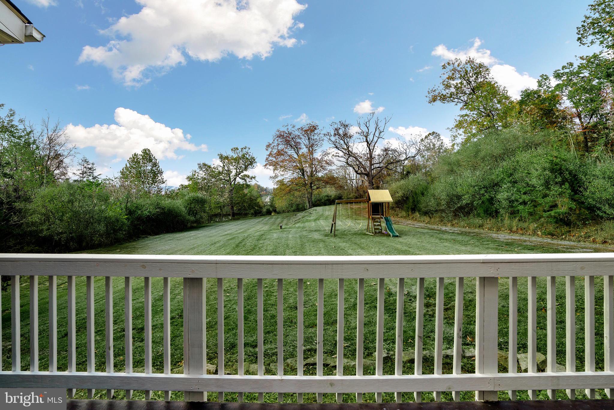 FAIRVIEW ESTATES - Residential