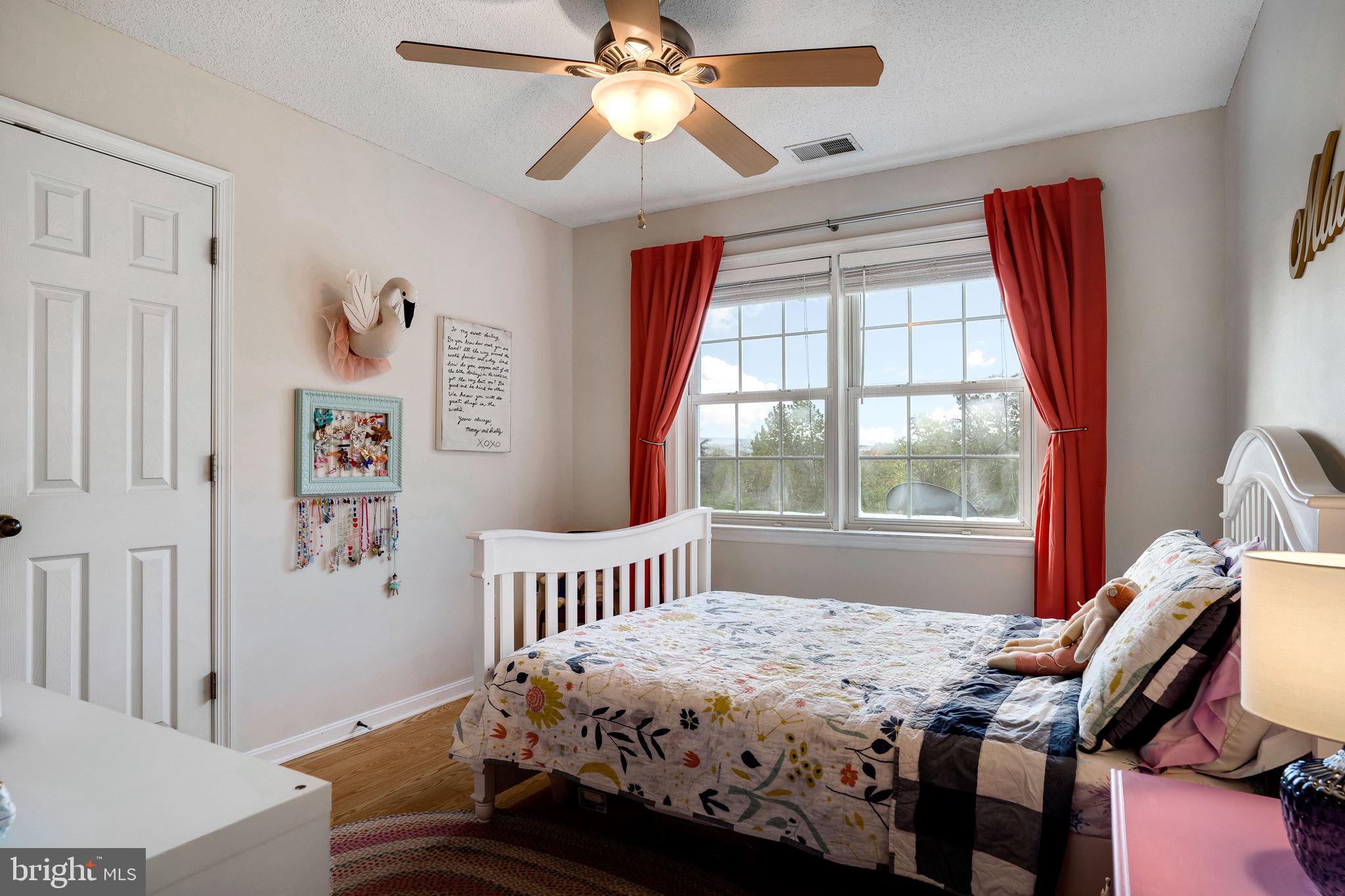 FAIRVIEW ESTATES - Residential