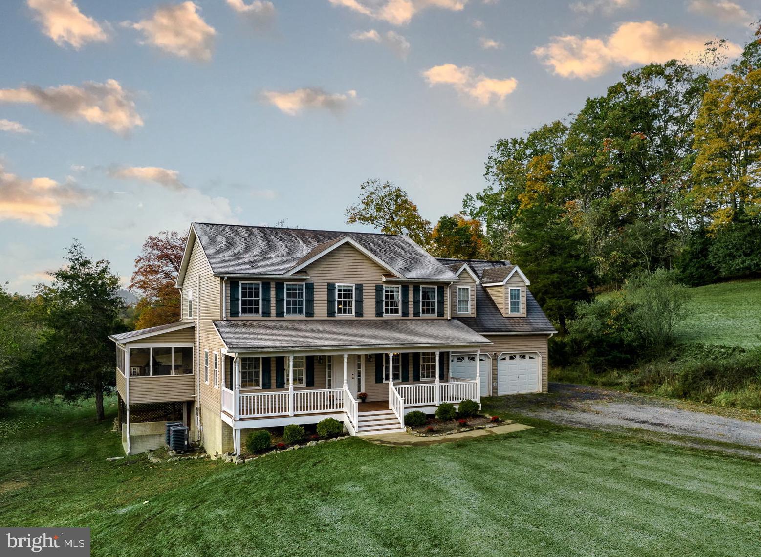 FAIRVIEW ESTATES - Residential