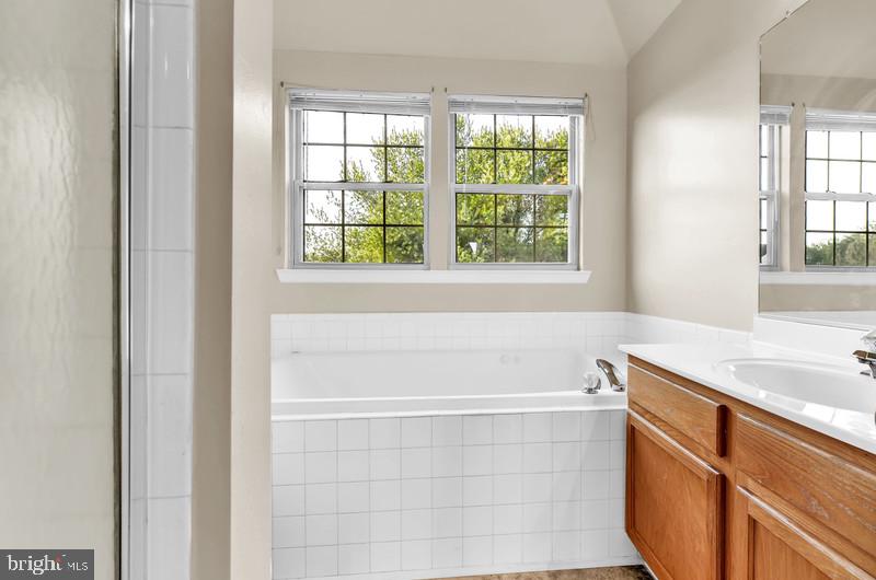 CROSSWELL FARMS - Residential