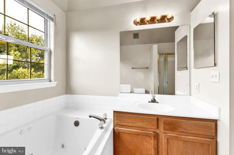 CROSSWELL FARMS - Residential