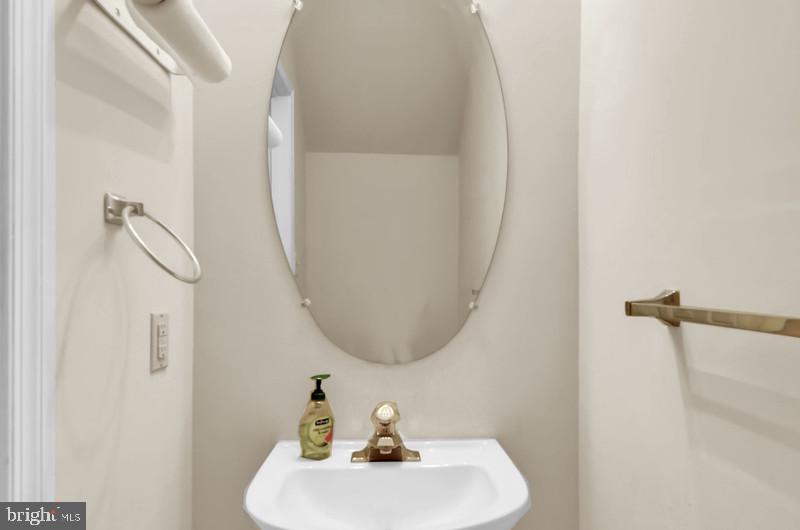 CROSSWELL FARMS - Residential