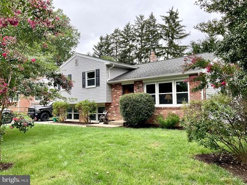 Photo of 929 Irwin Avenue, LANCASTER, PA 17603 (MLS # PALA2076340)