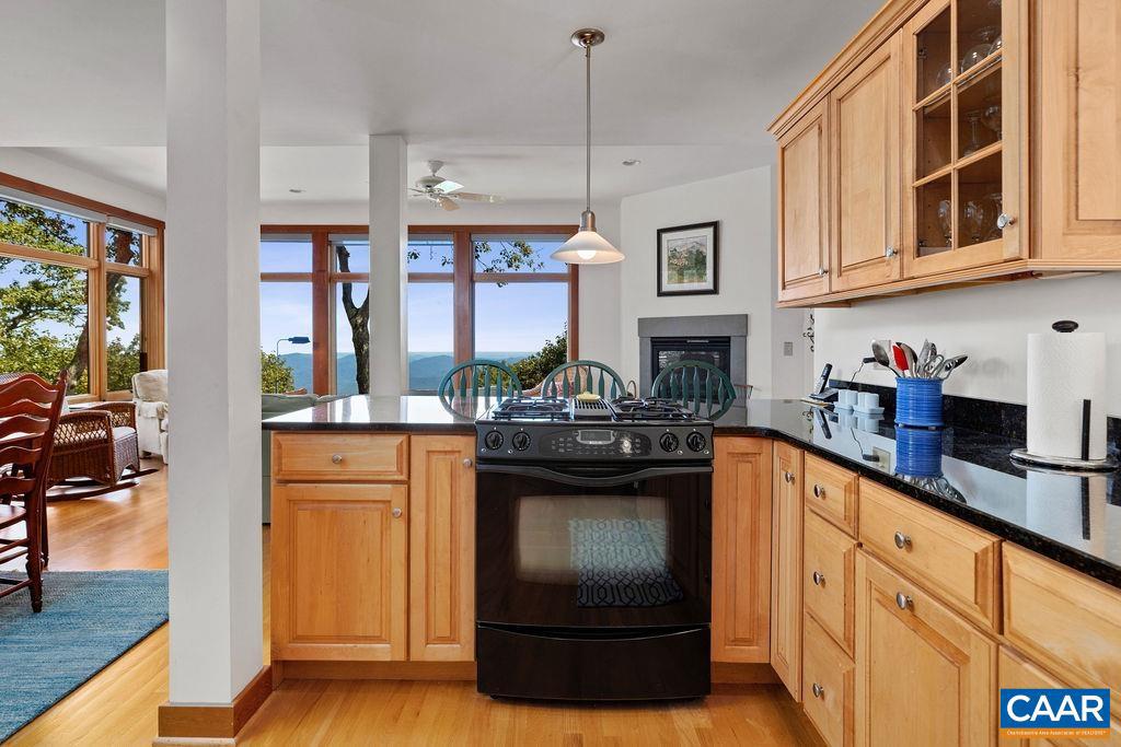 WINTERGREEN RESORT - Residential