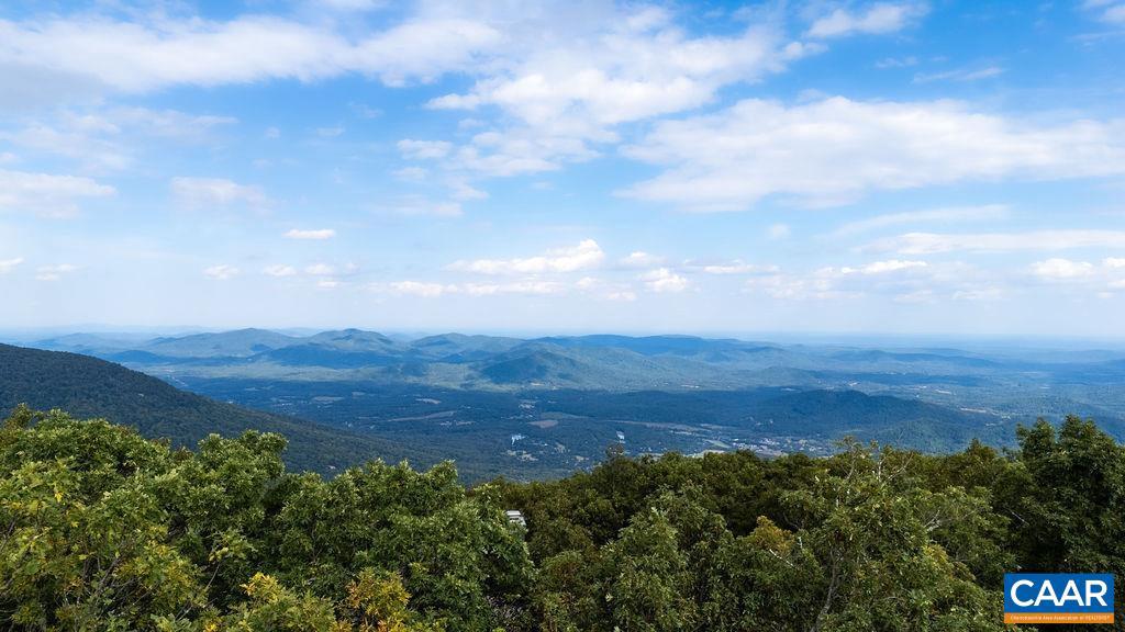 WINTERGREEN RESORT - Residential