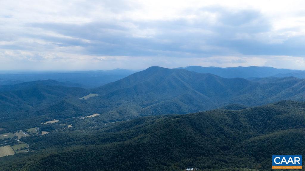 WINTERGREEN RESORT - Residential