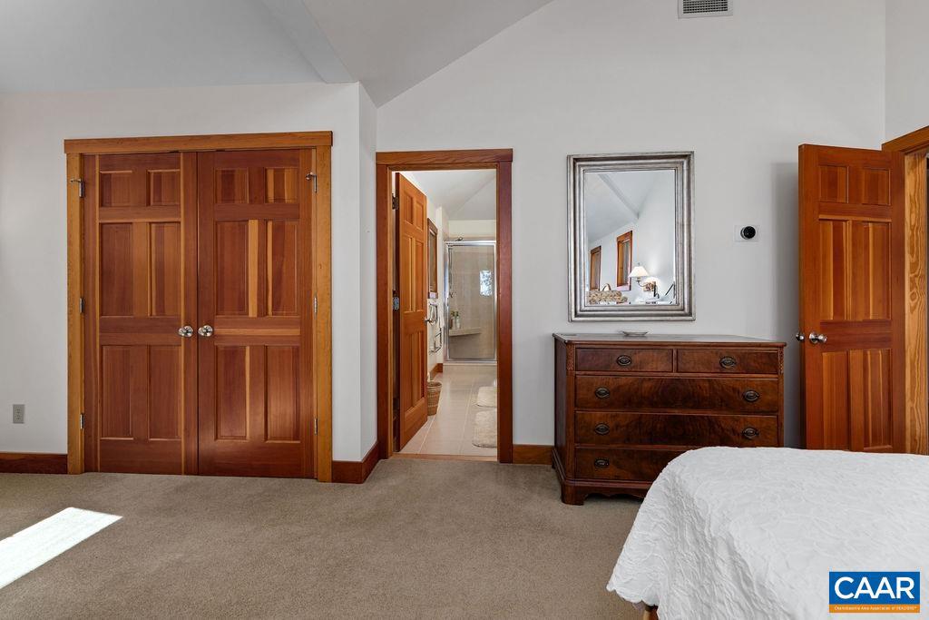 WINTERGREEN RESORT - Residential