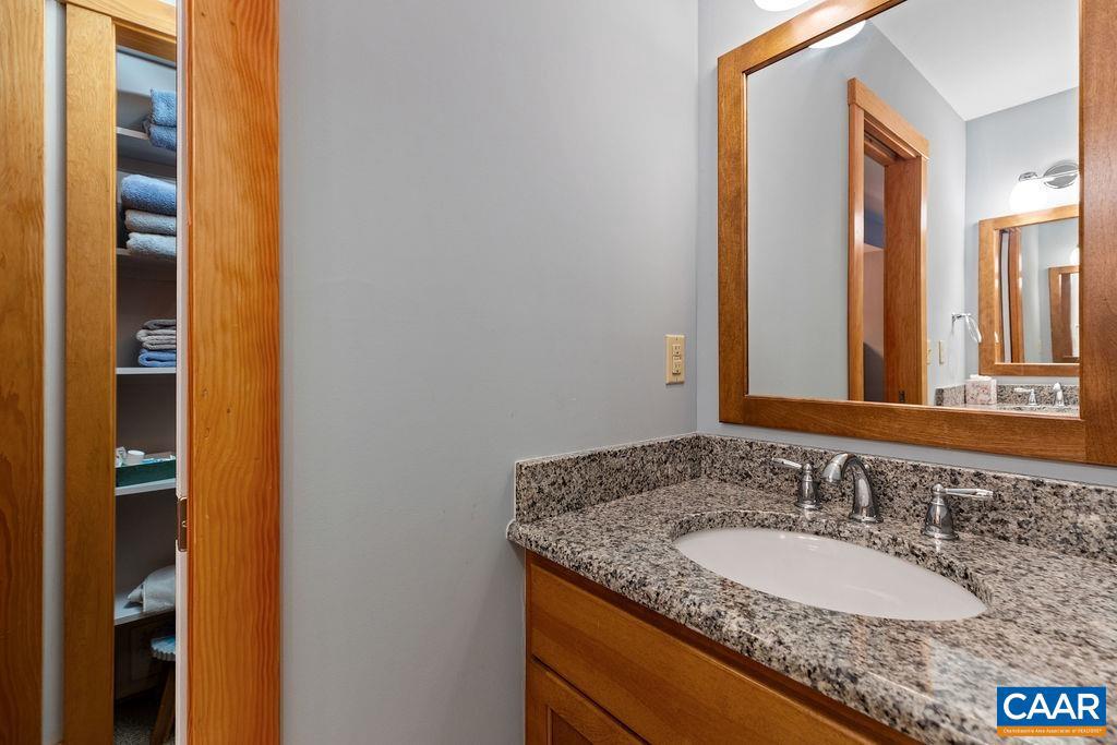 WINTERGREEN RESORT - Residential